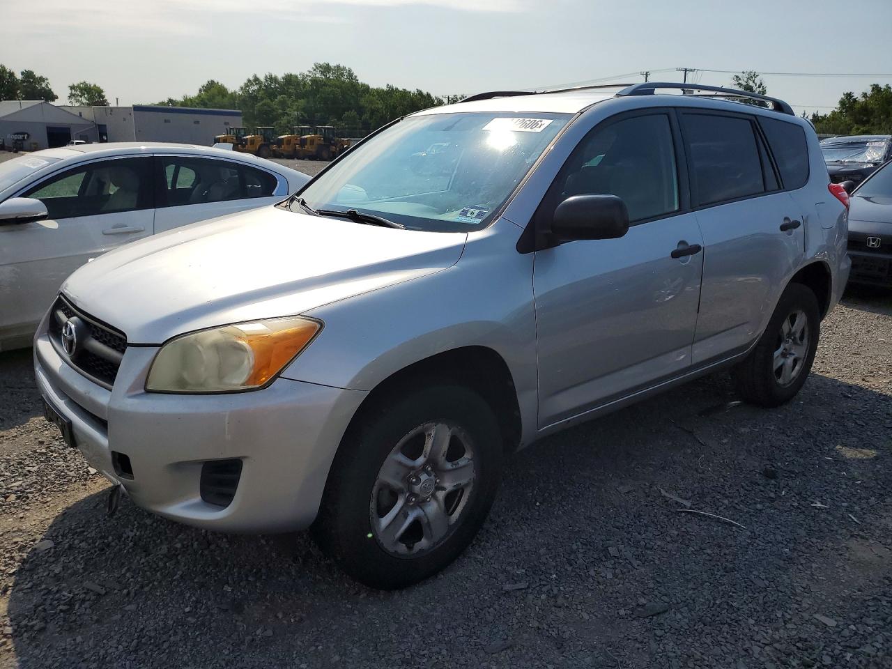 2010 Toyota Rav4 Base Silver vin: JTMBF4DV2A5019660