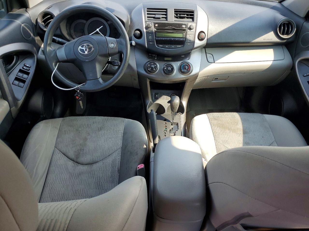 2010 Toyota Rav4 Base Silver vin: JTMBF4DV2A5019660