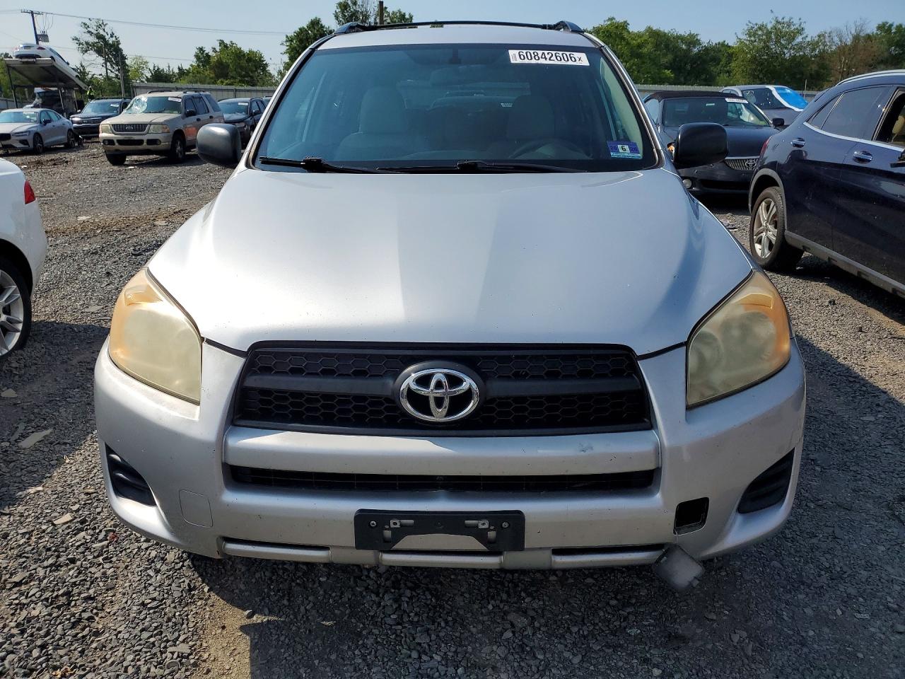 2010 Toyota Rav4 Base Silver vin: JTMBF4DV2A5019660