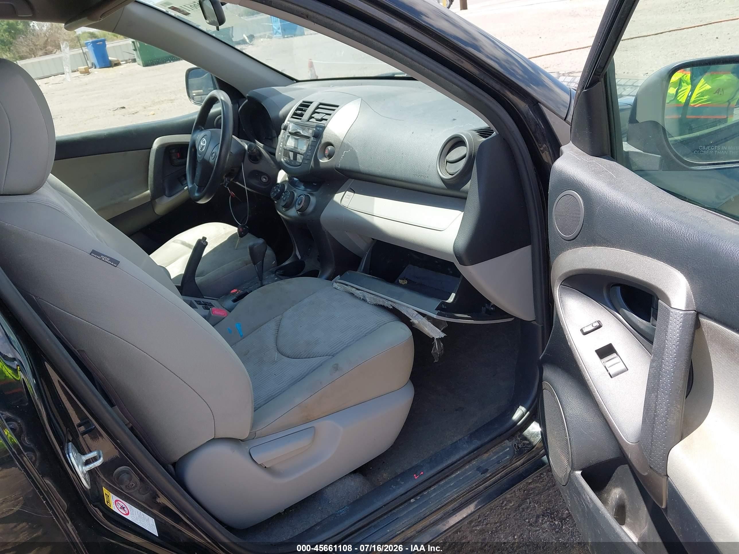 2010 Toyota Rav4   Black vin: JTMBF4DV2A5022168