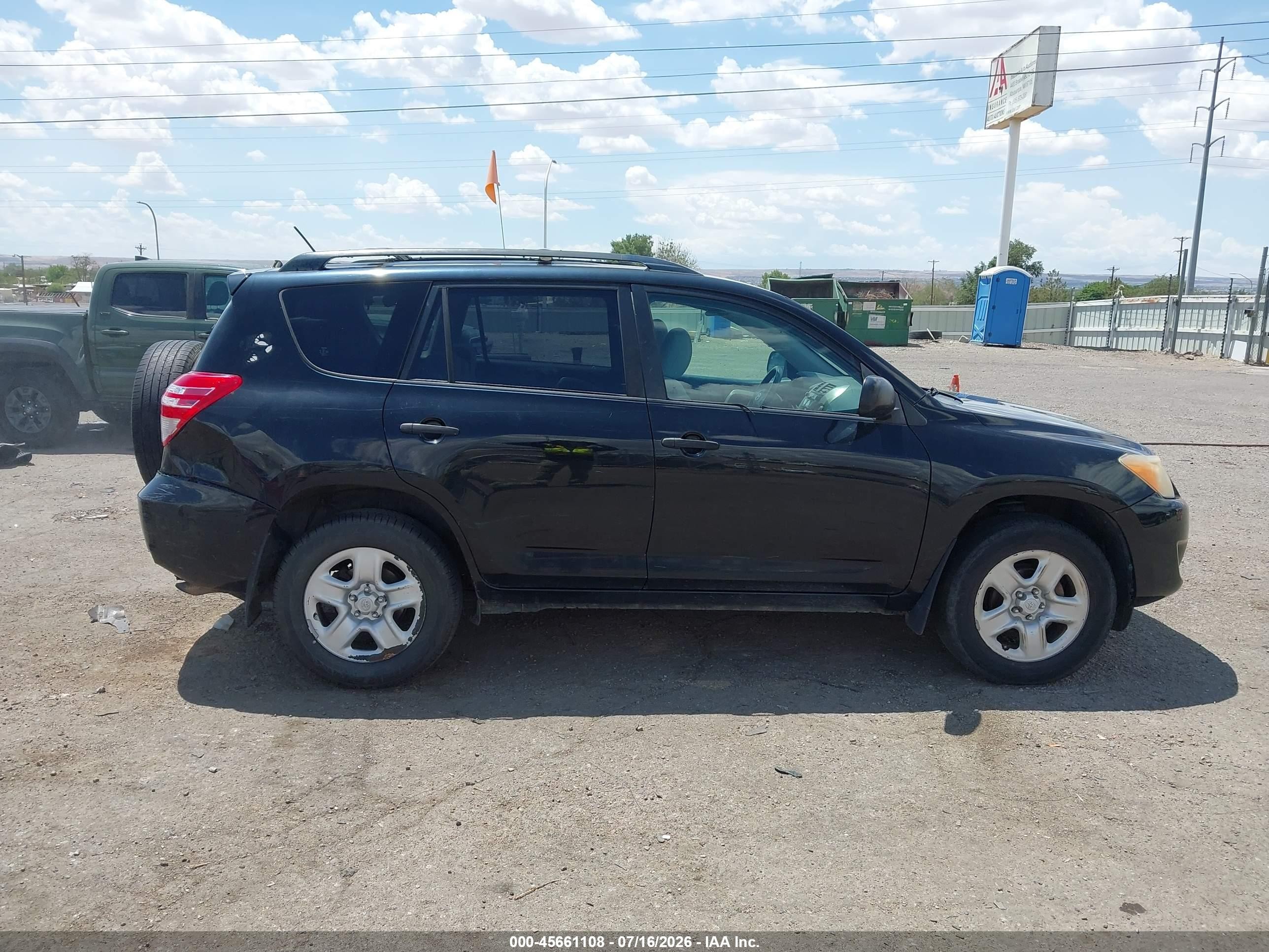2010 Toyota Rav4   Black vin: JTMBF4DV2A5022168
