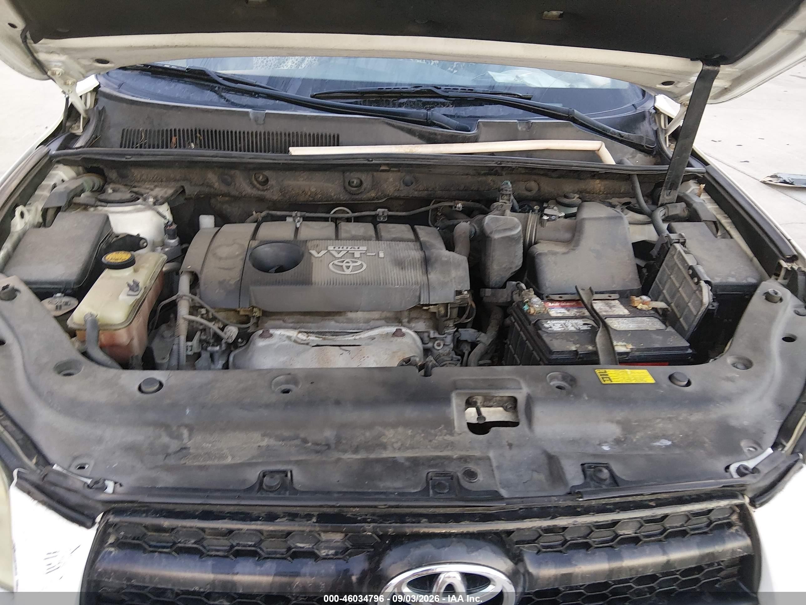 2010 Toyota Rav4   White vin: JTMBF4DV2A5024700