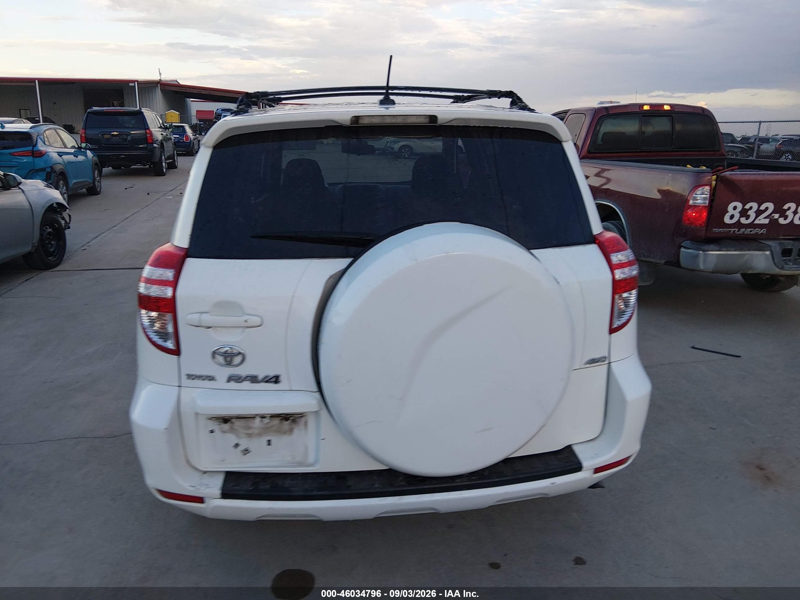 2010 Toyota Rav4   White vin: JTMBF4DV2A5024700
