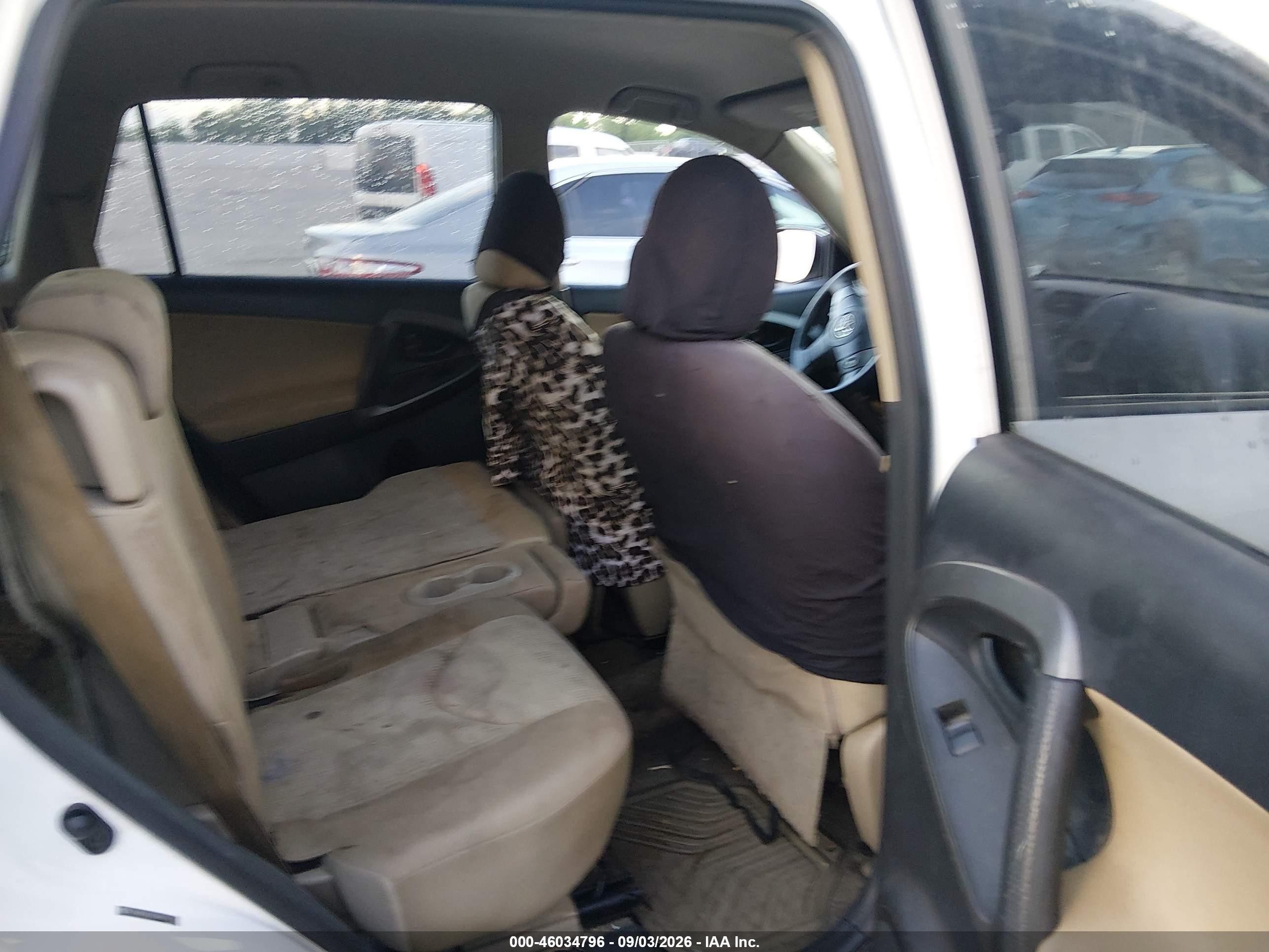 2010 Toyota Rav4   White vin: JTMBF4DV2A5024700