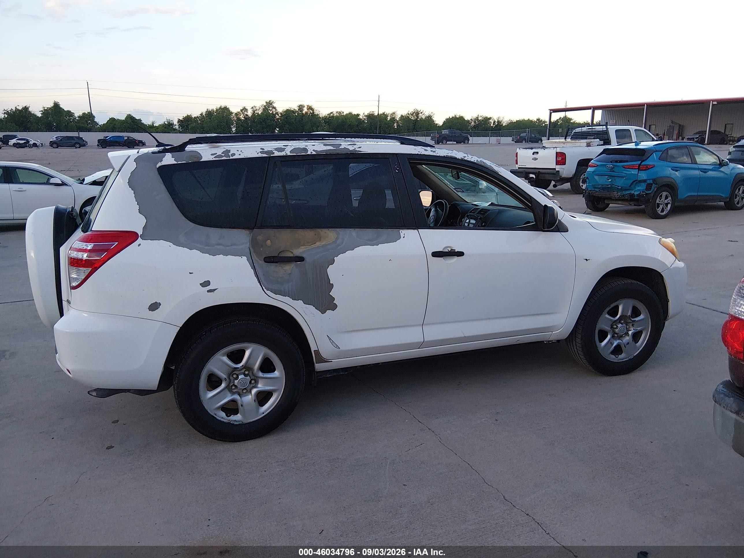 2010 Toyota Rav4   White vin: JTMBF4DV2A5024700