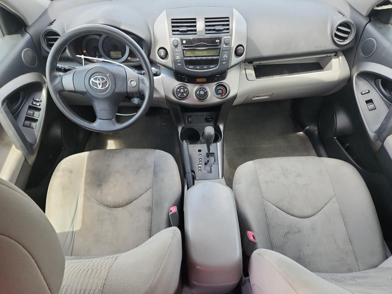 2010 Toyota Rav4 Base Серебряный vin: JTMBF4DV2A5025703