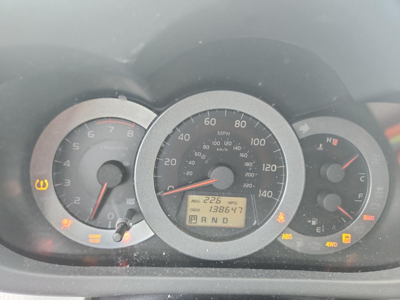2010 Toyota Rav4 Base Серебряный vin: JTMBF4DV2A5025703