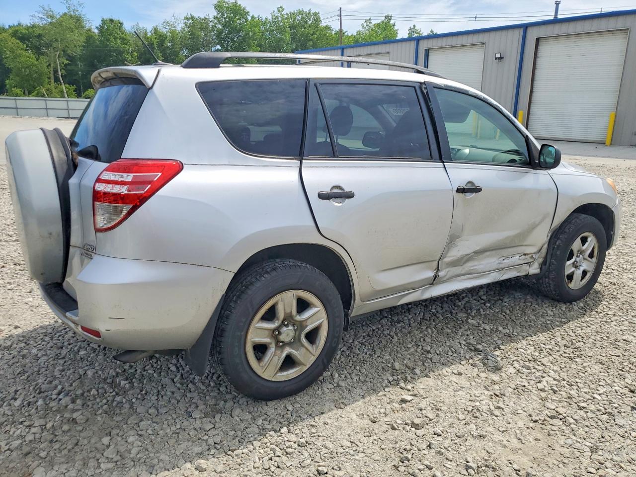 2010 Toyota Rav4 Base Silver vin: JTMBF4DV2A5027323