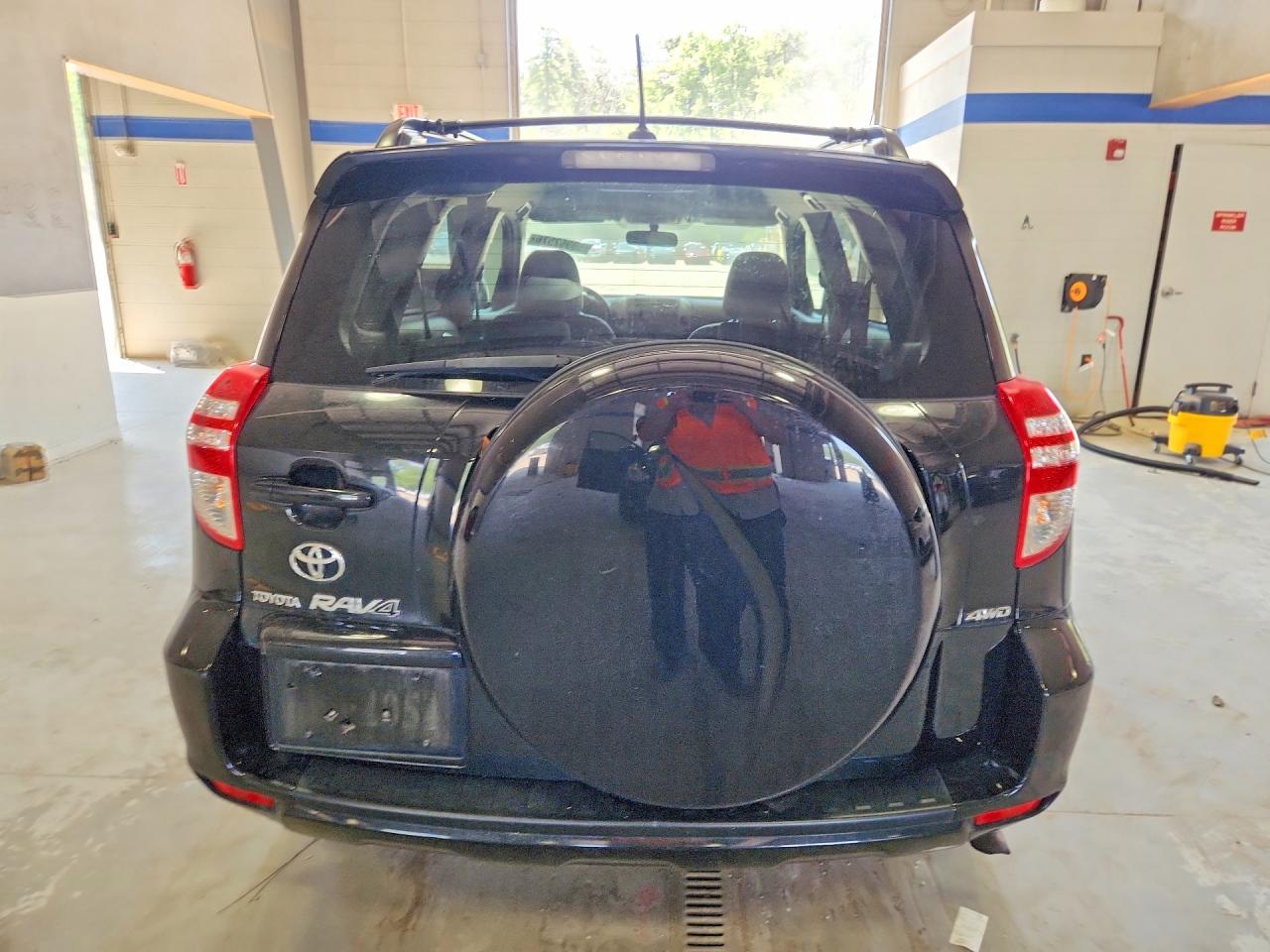 2010 Toyota Rav4 Base Black vin: JTMBF4DV2A5033073