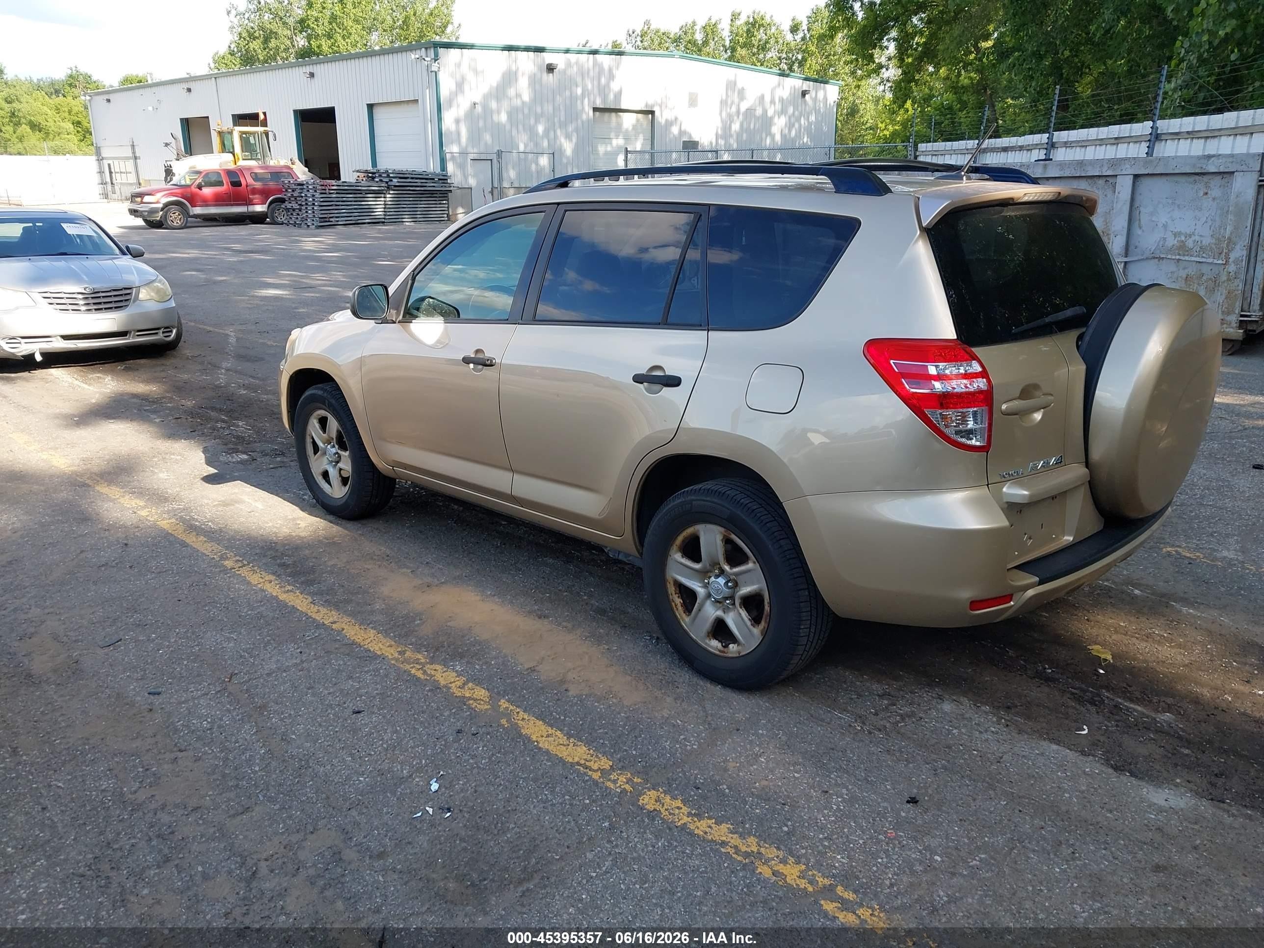 2010 Toyota Rav4   Gold vin: JTMBF4DV2AD038814