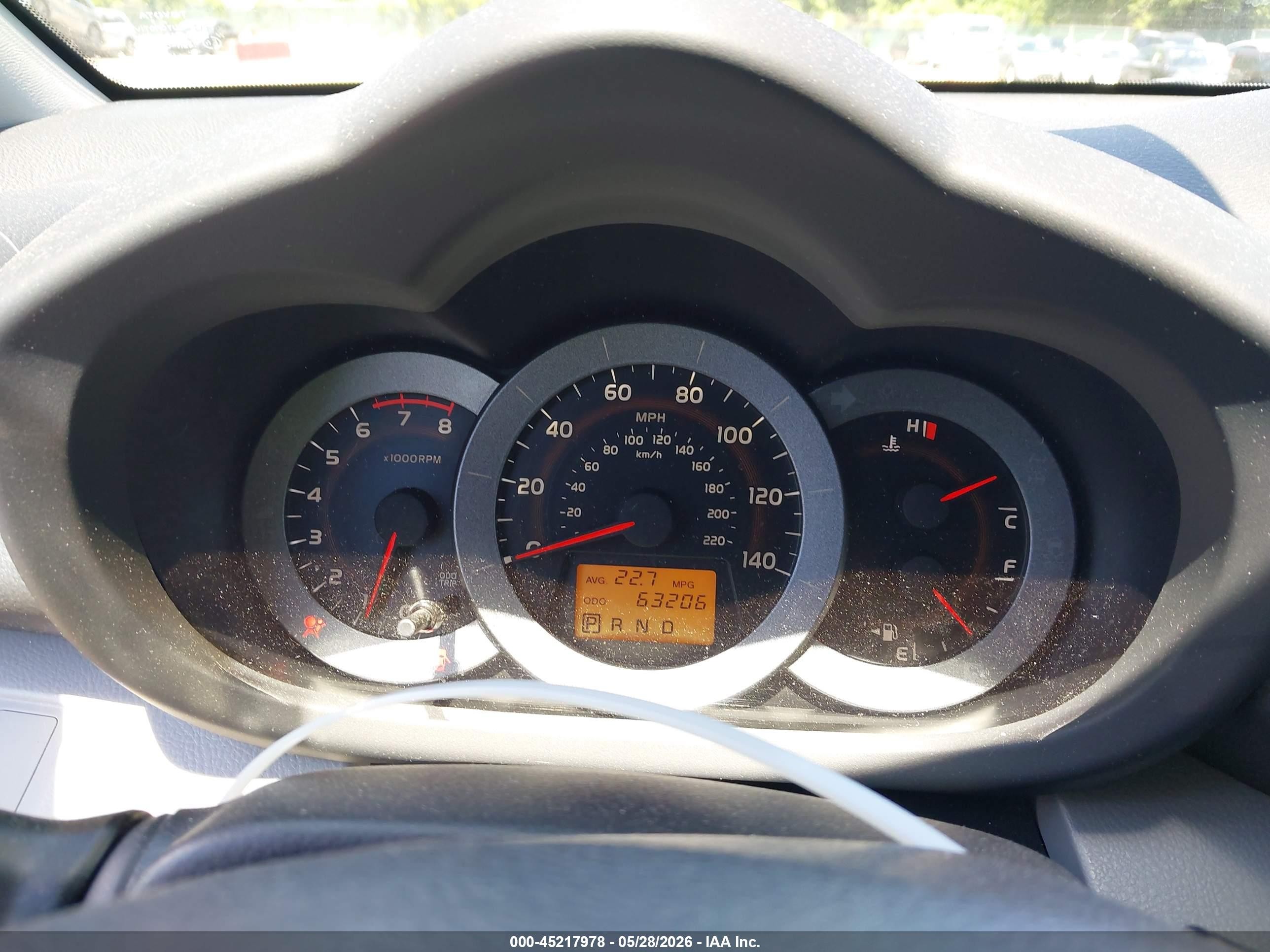 2011 Toyota Rav4   Серебряный vin: JTMBF4DV2B5040462