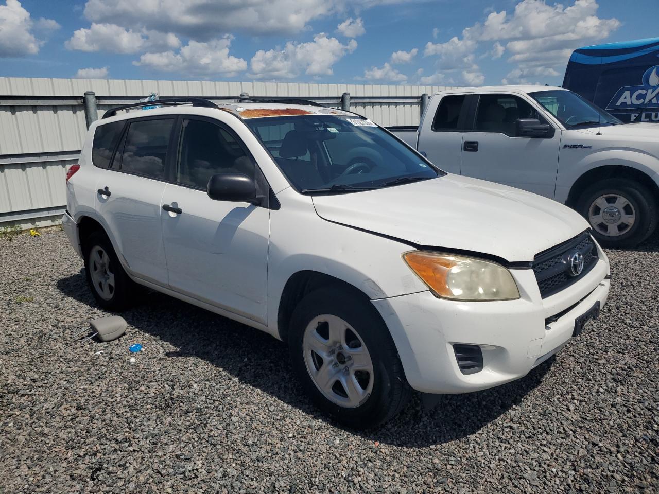 2012 Toyota Rav4 Base White vin: JTMBF4DV2C5053746