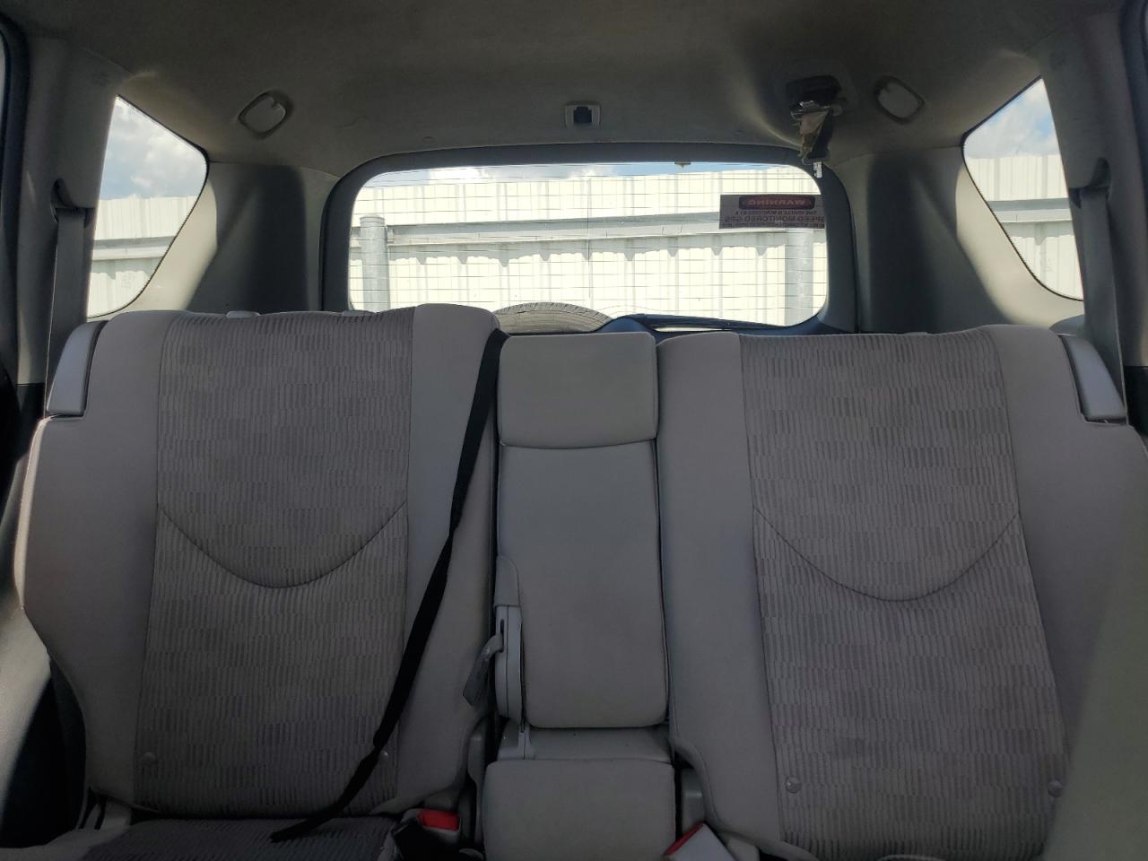 2012 Toyota Rav4 Base White vin: JTMBF4DV2C5053746