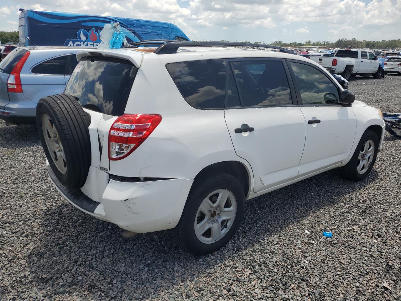 2012 Toyota Rav4 Base White vin: JTMBF4DV2C5053746