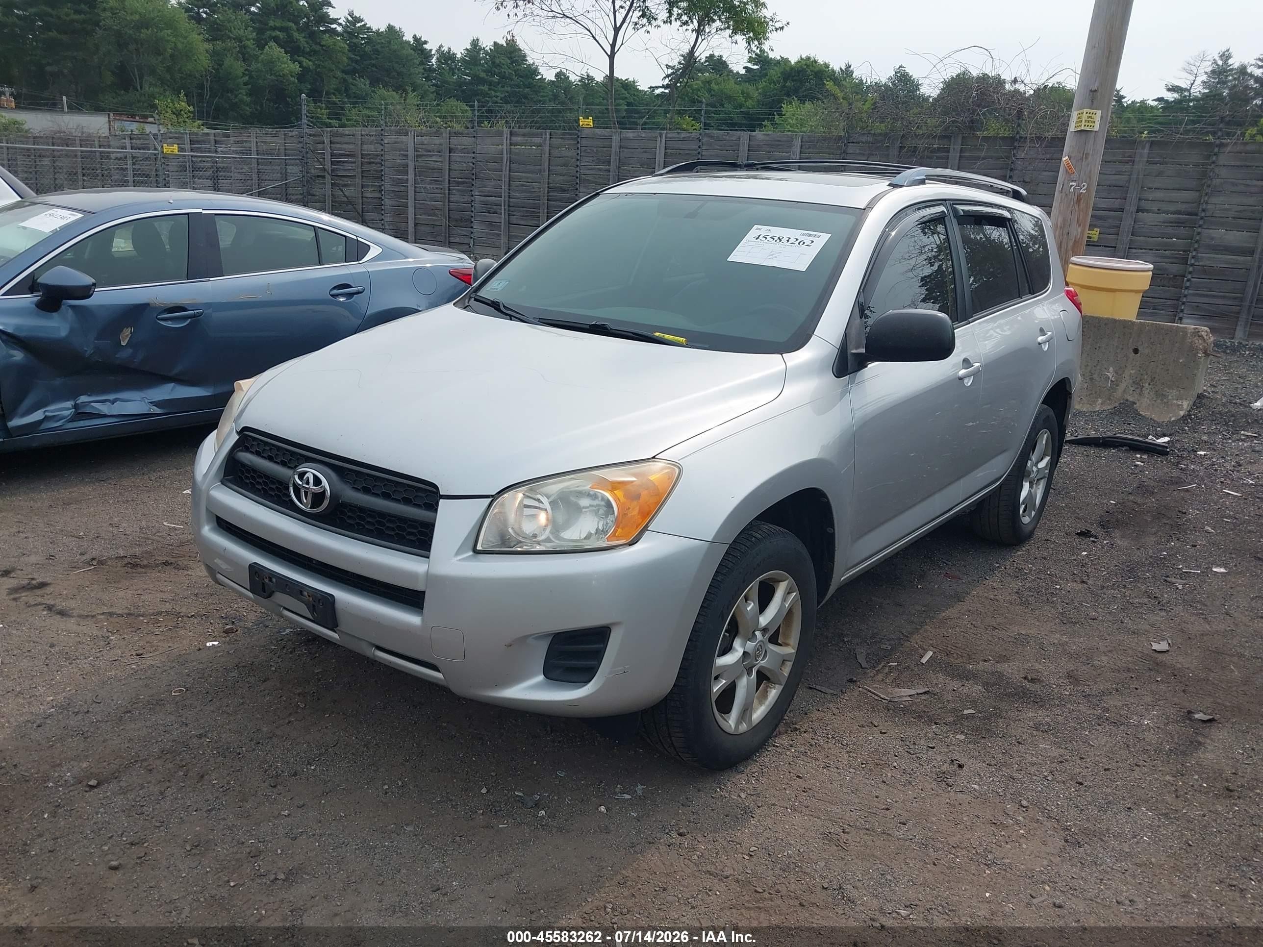 2012 Toyota Rav4   Silver vin: JTMBF4DV2C5056419