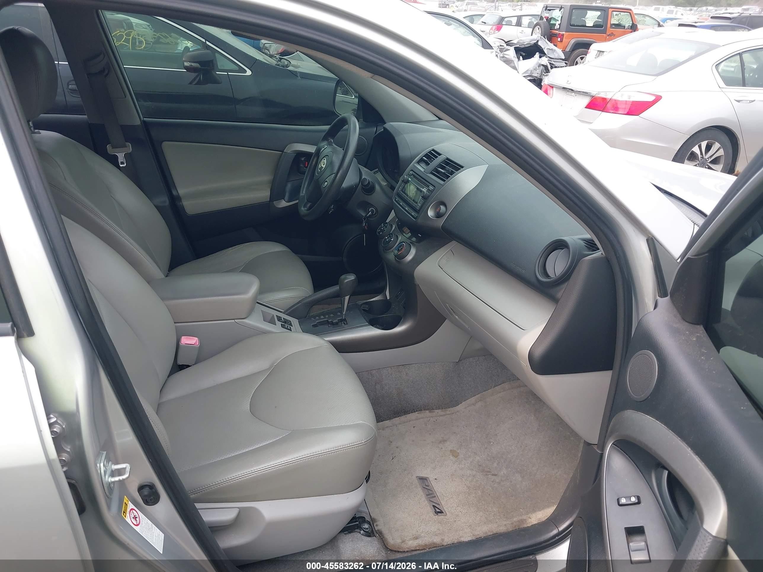 2012 Toyota Rav4   Silver vin: JTMBF4DV2C5056419