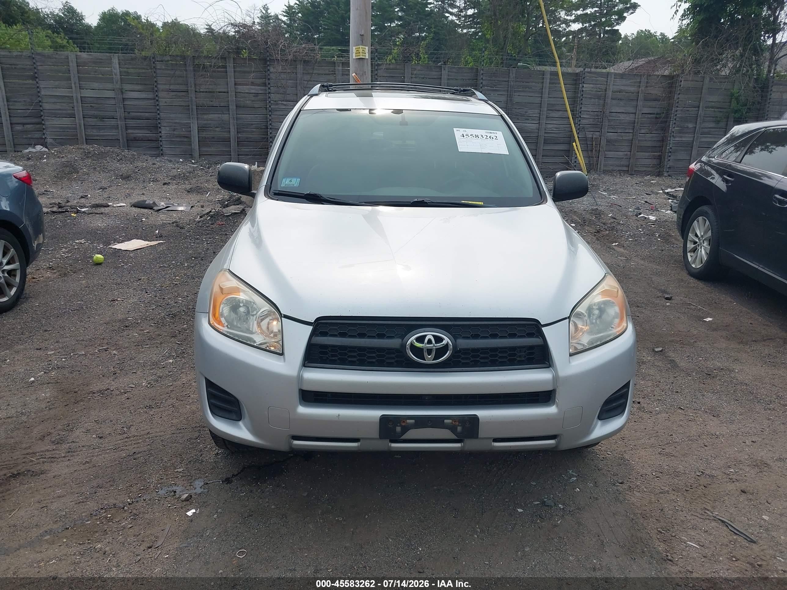 2012 Toyota Rav4   Silver vin: JTMBF4DV2C5056419