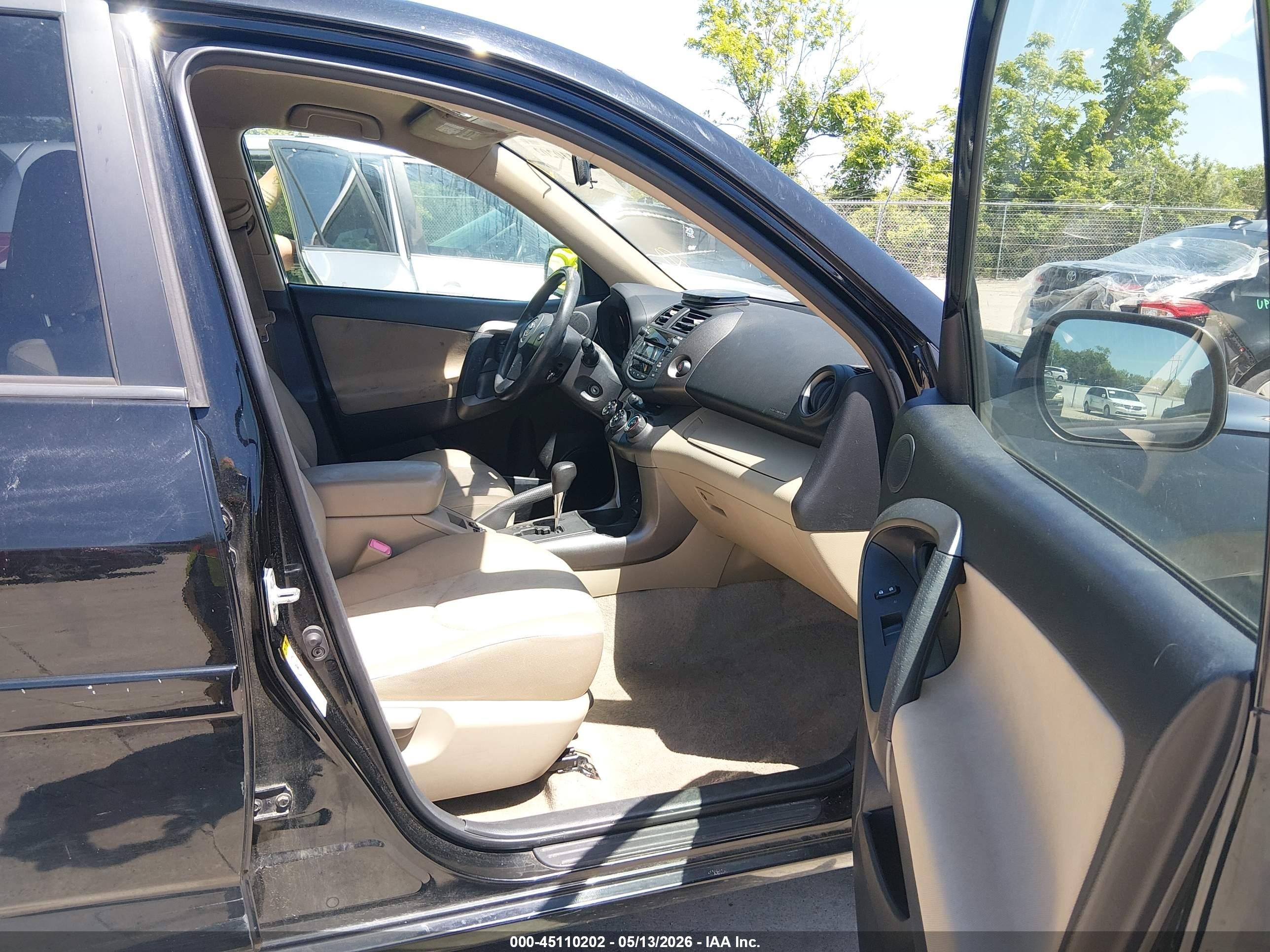2010 Toyota Rav4   Black vin: JTMBF4DV3A5025967