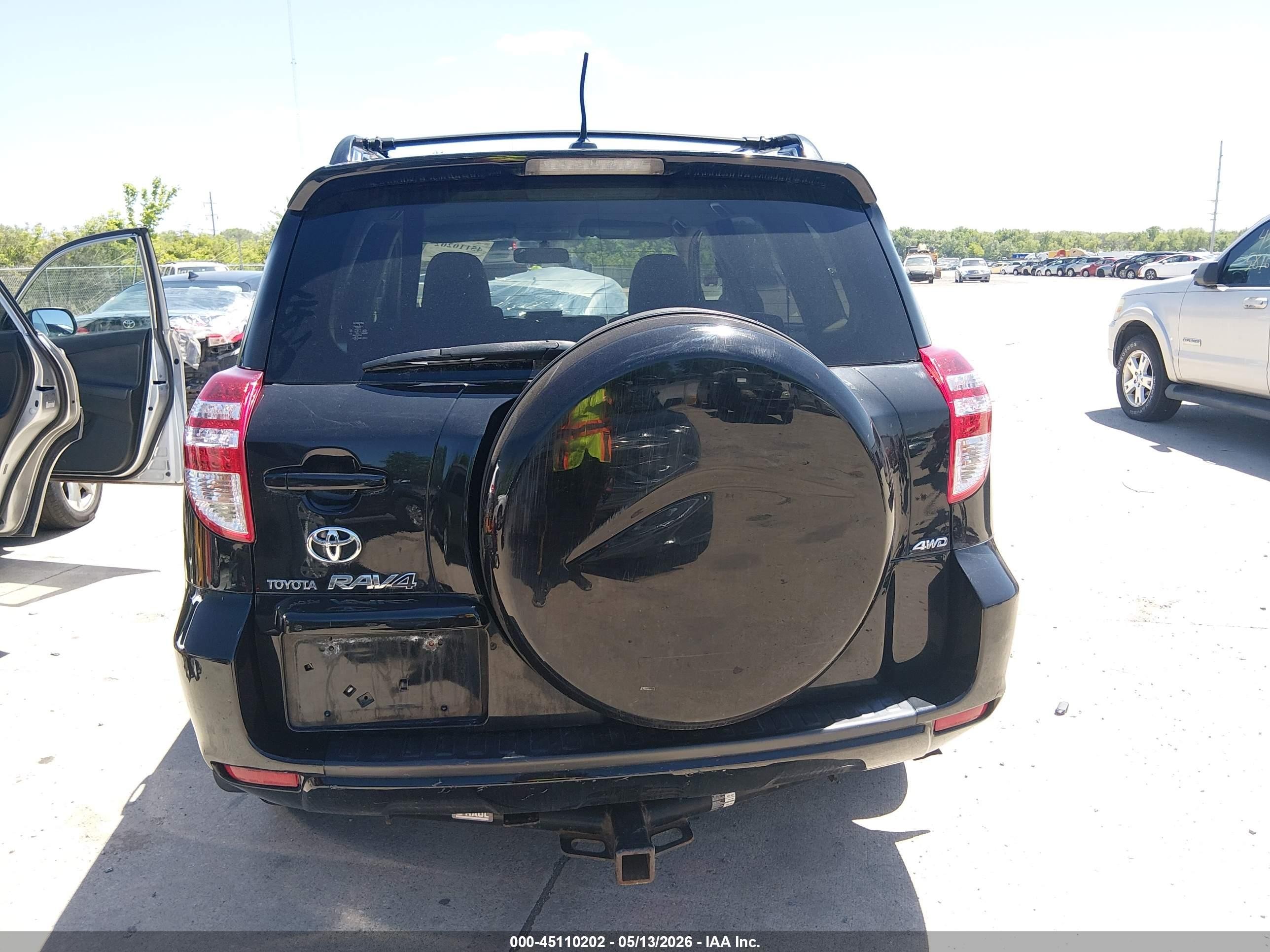 2010 Toyota Rav4   Black vin: JTMBF4DV3A5025967
