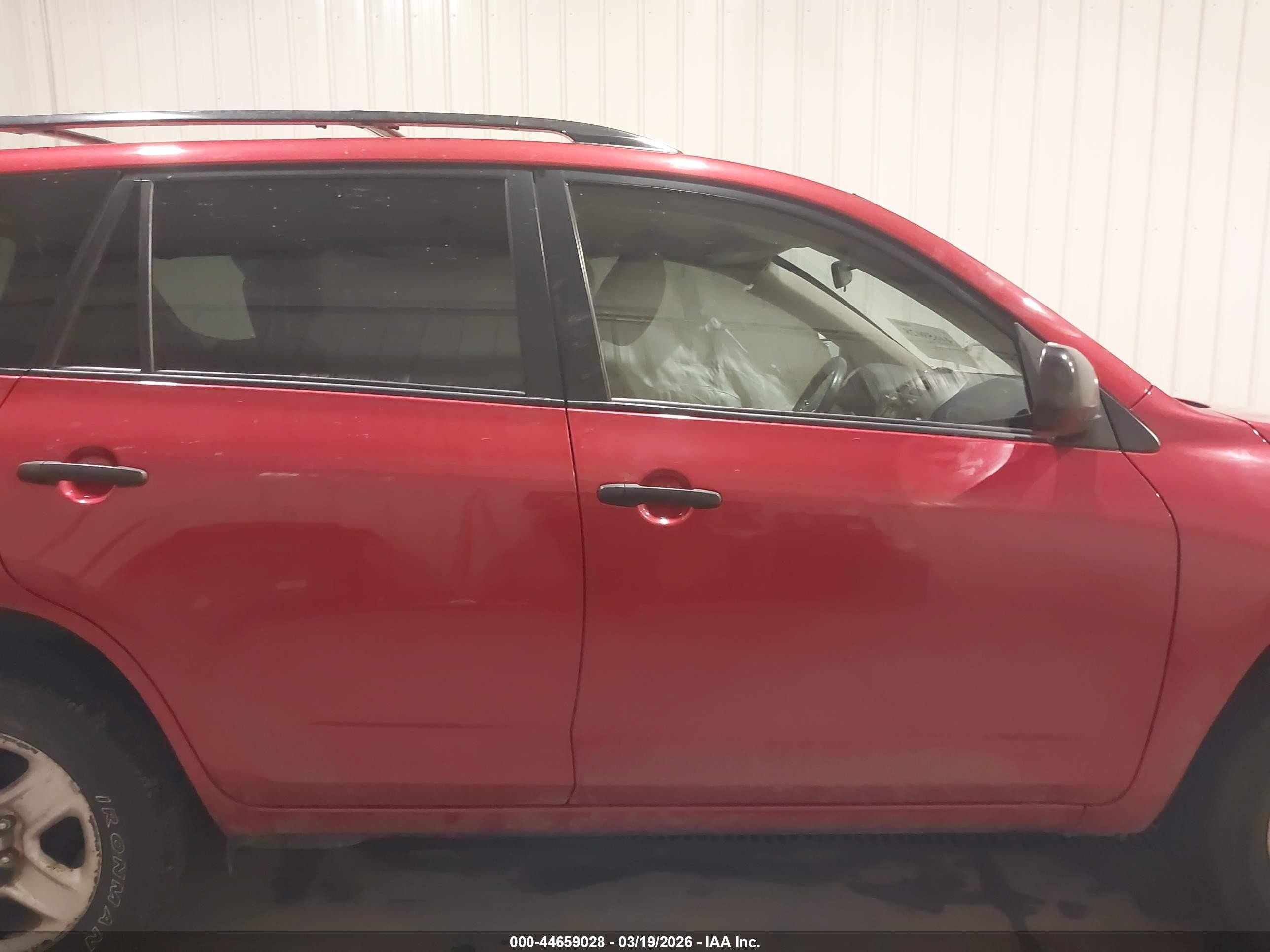 2010 Toyota Rav4   Red vin: JTMBF4DV3A5029095