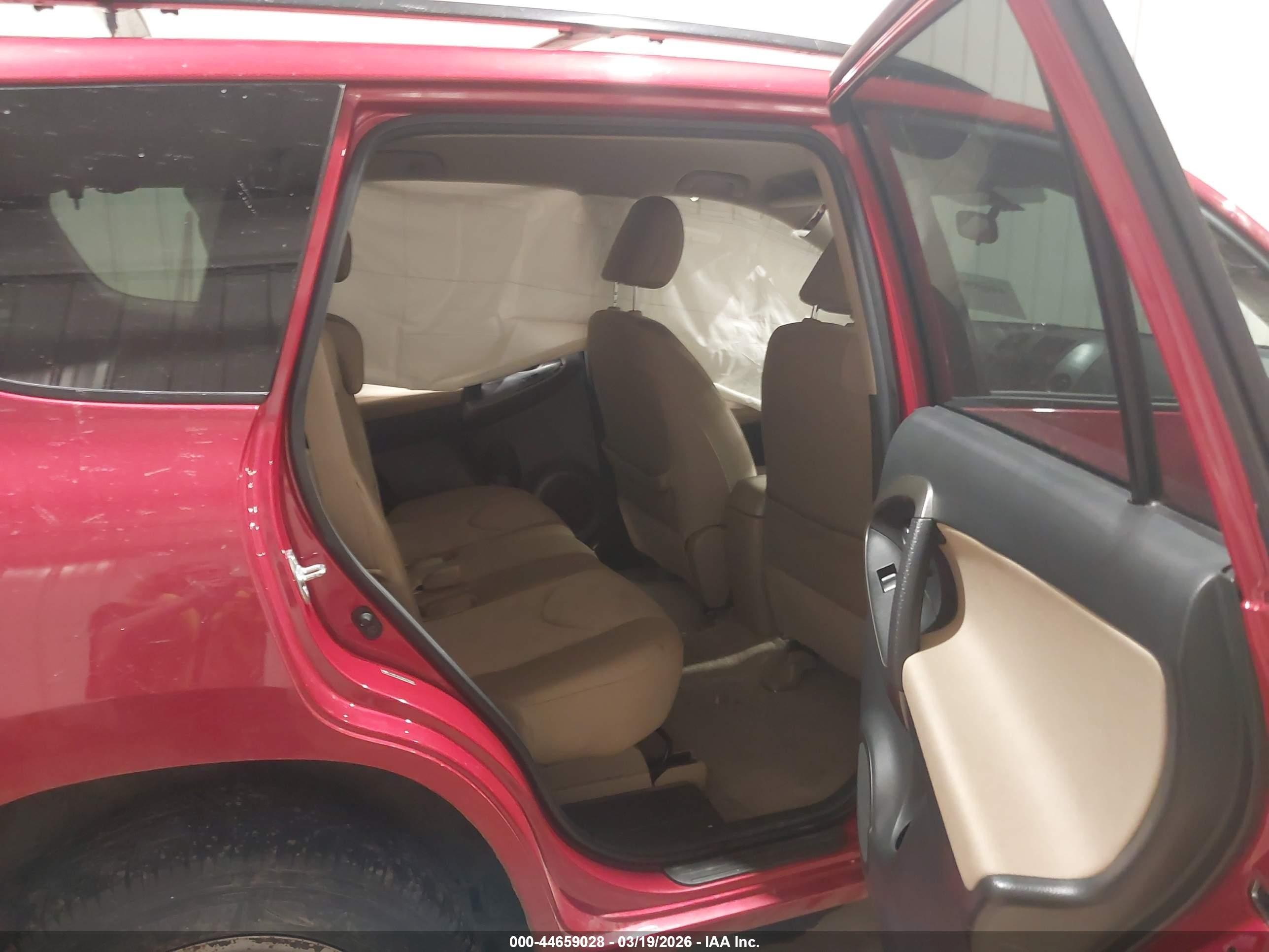 2010 Toyota Rav4   Red vin: JTMBF4DV3A5029095