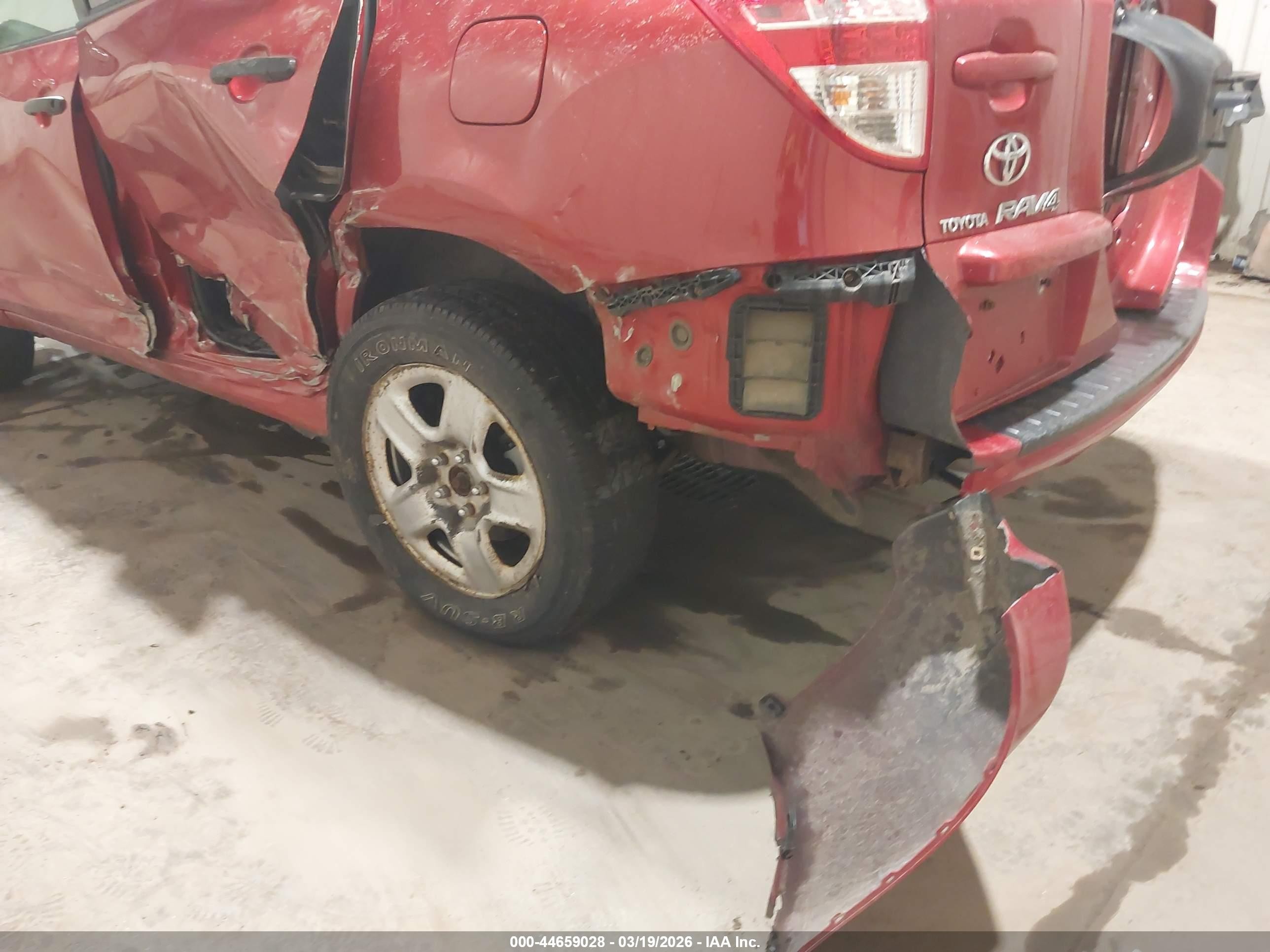 2010 Toyota Rav4   Red vin: JTMBF4DV3A5029095