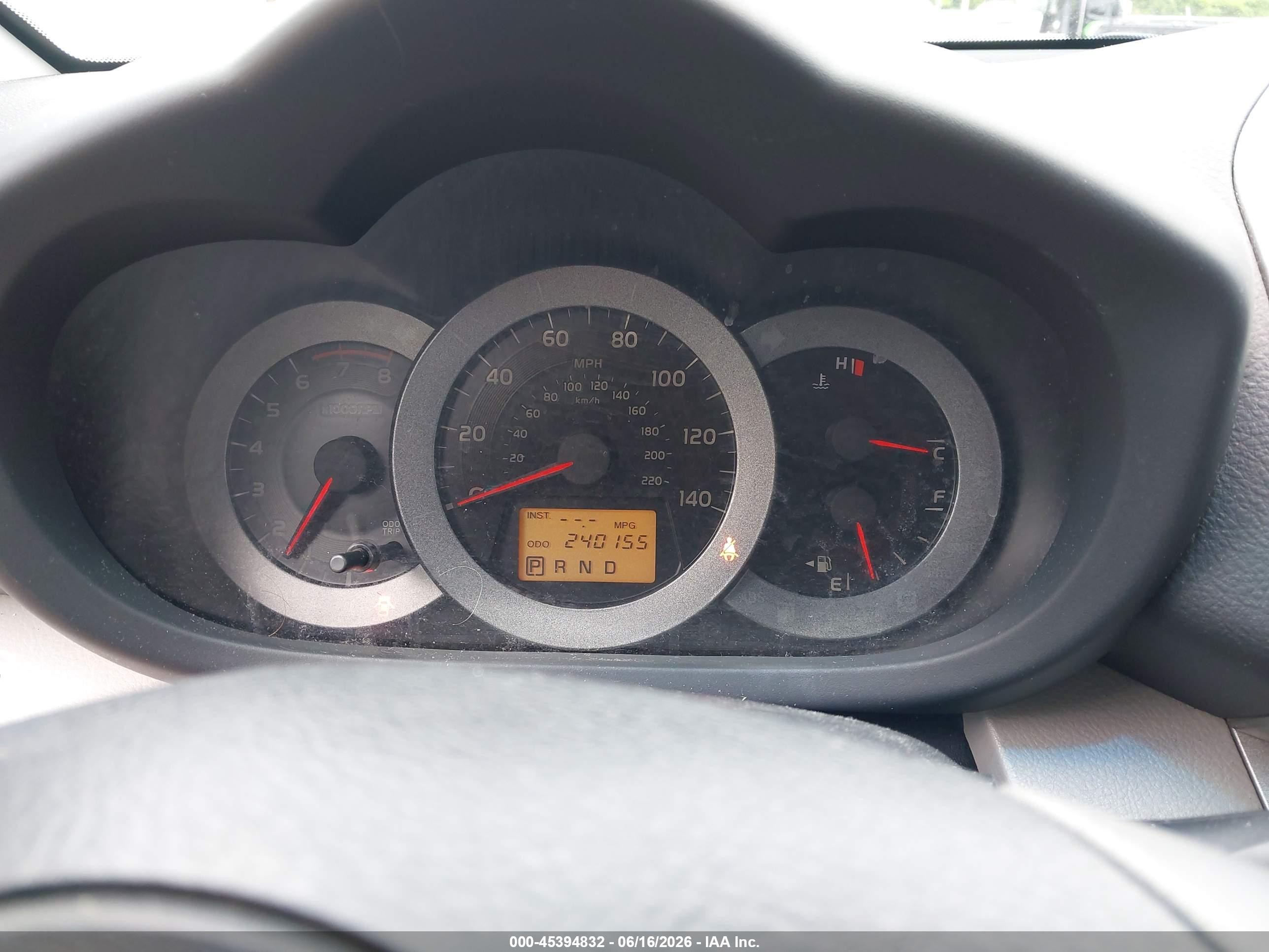 2010 Toyota Rav4   White vin: JTMBF4DV3A5029775