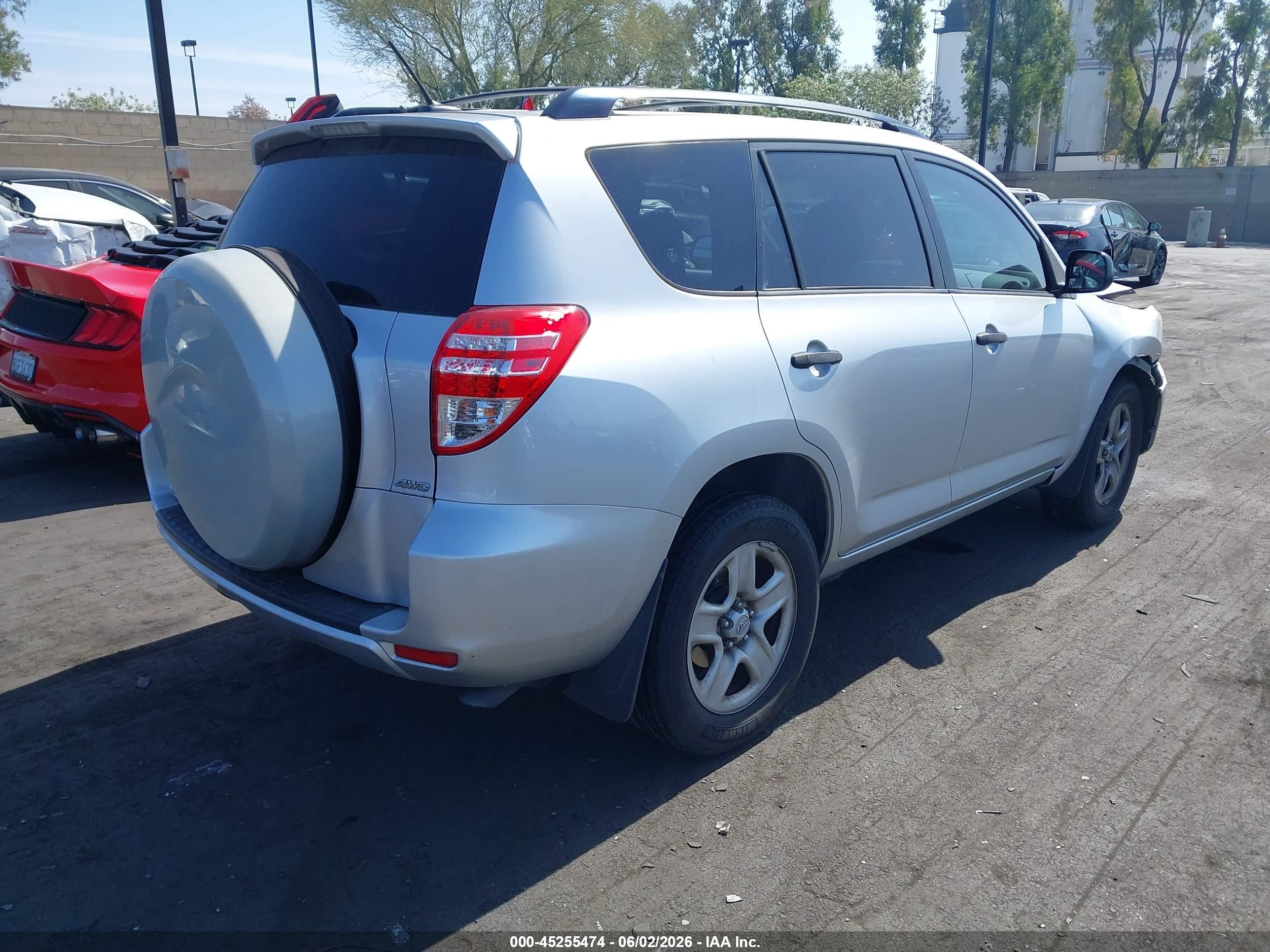 2010 Toyota Rav4   Silver vin: JTMBF4DV3AD022654