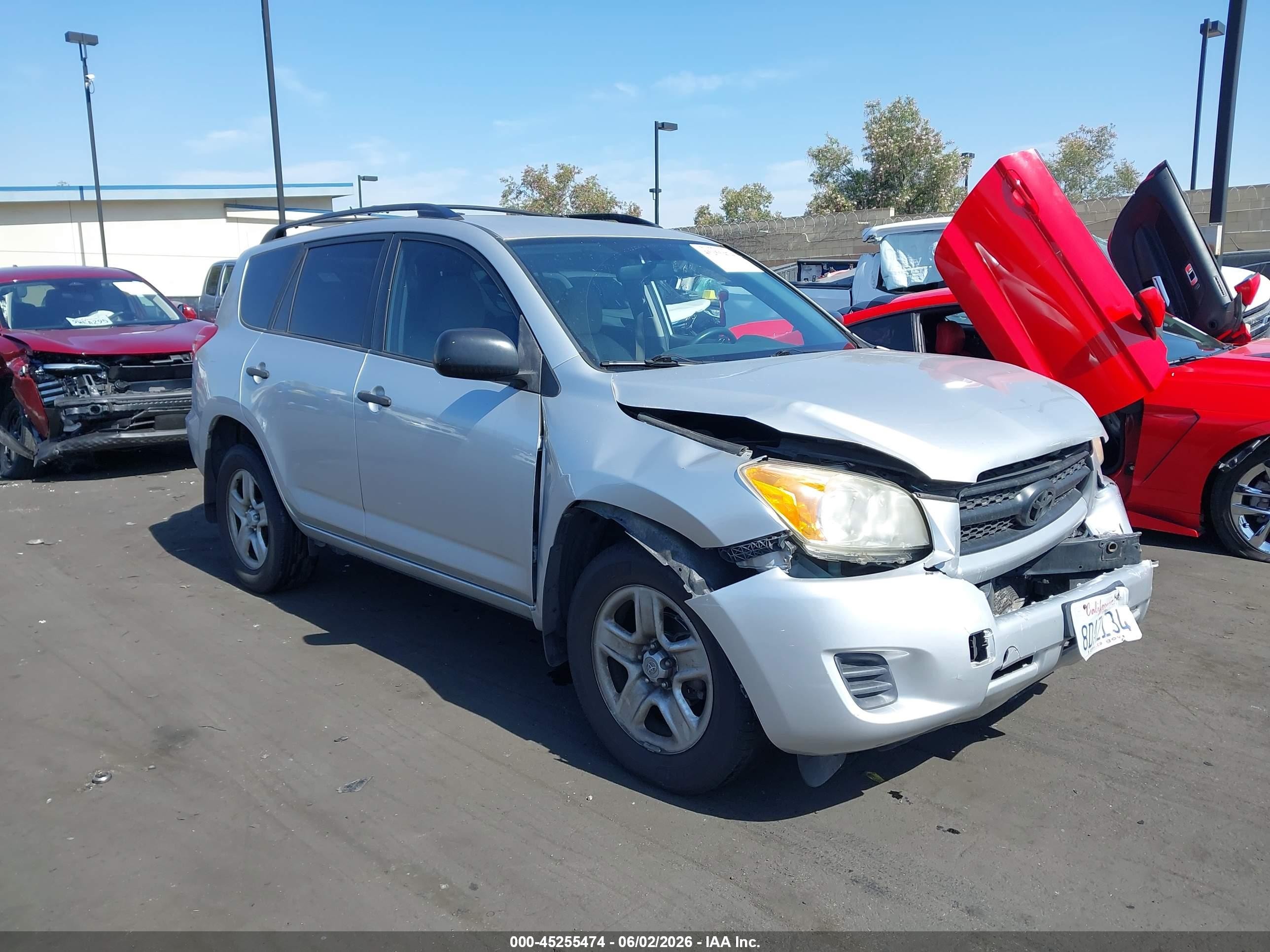 2010 Toyota Rav4   Silver vin: JTMBF4DV3AD022654