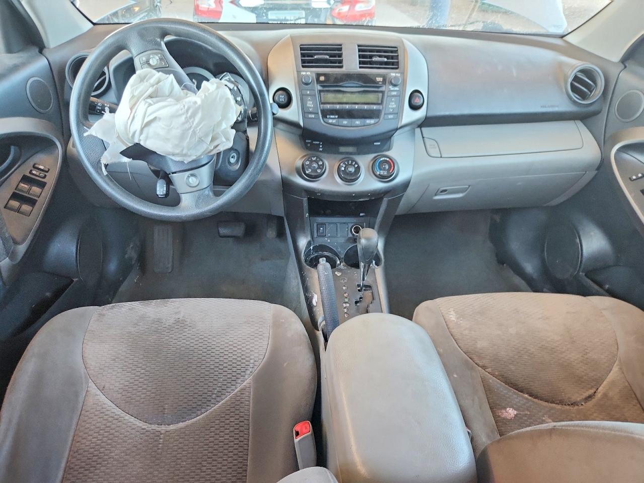 2011 Toyota Rav4 Base Silver vin: JTMBF4DV3B5038591