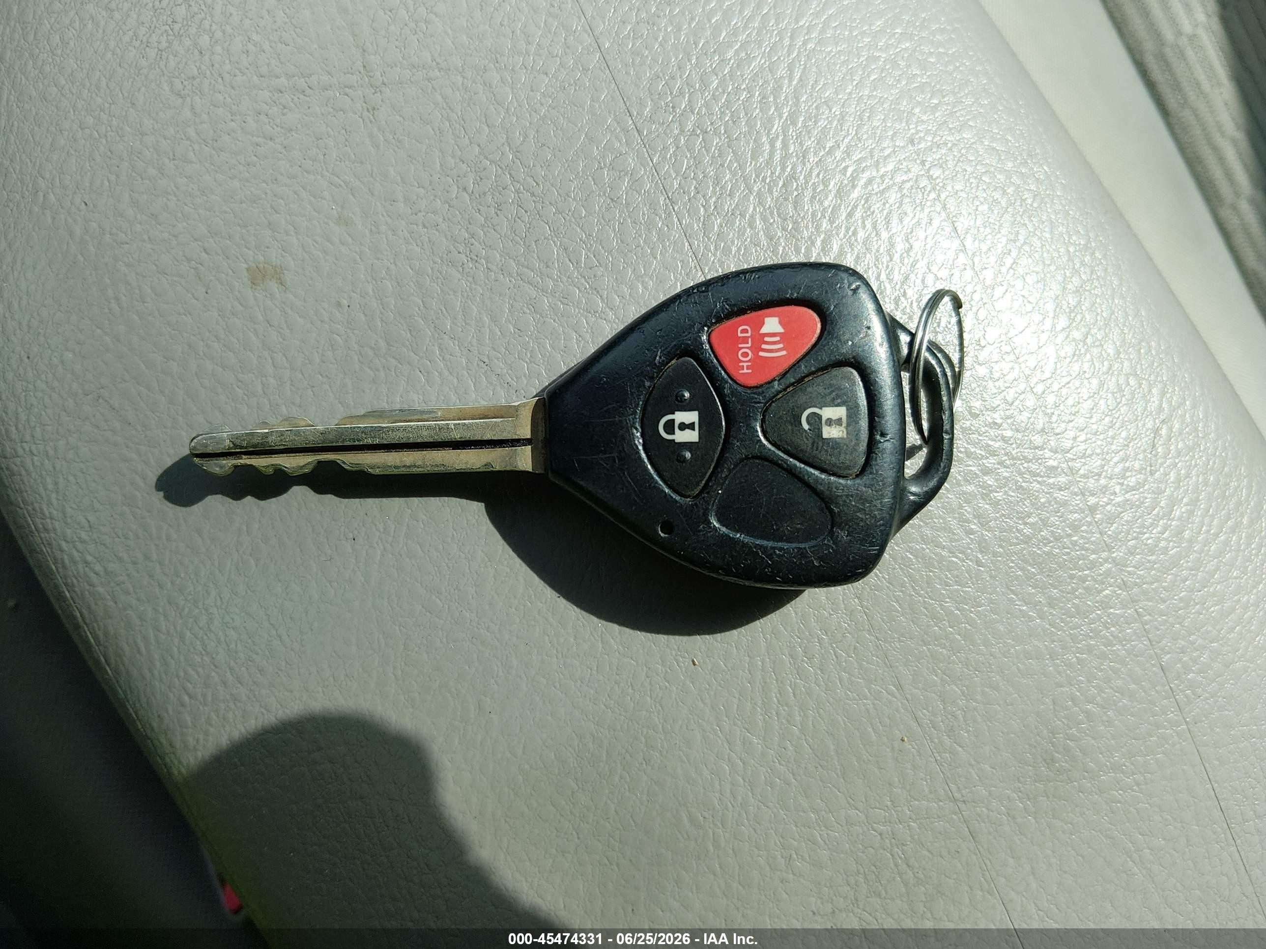 2011 Toyota Rav4   Silver vin: JTMBF4DV3BD040220