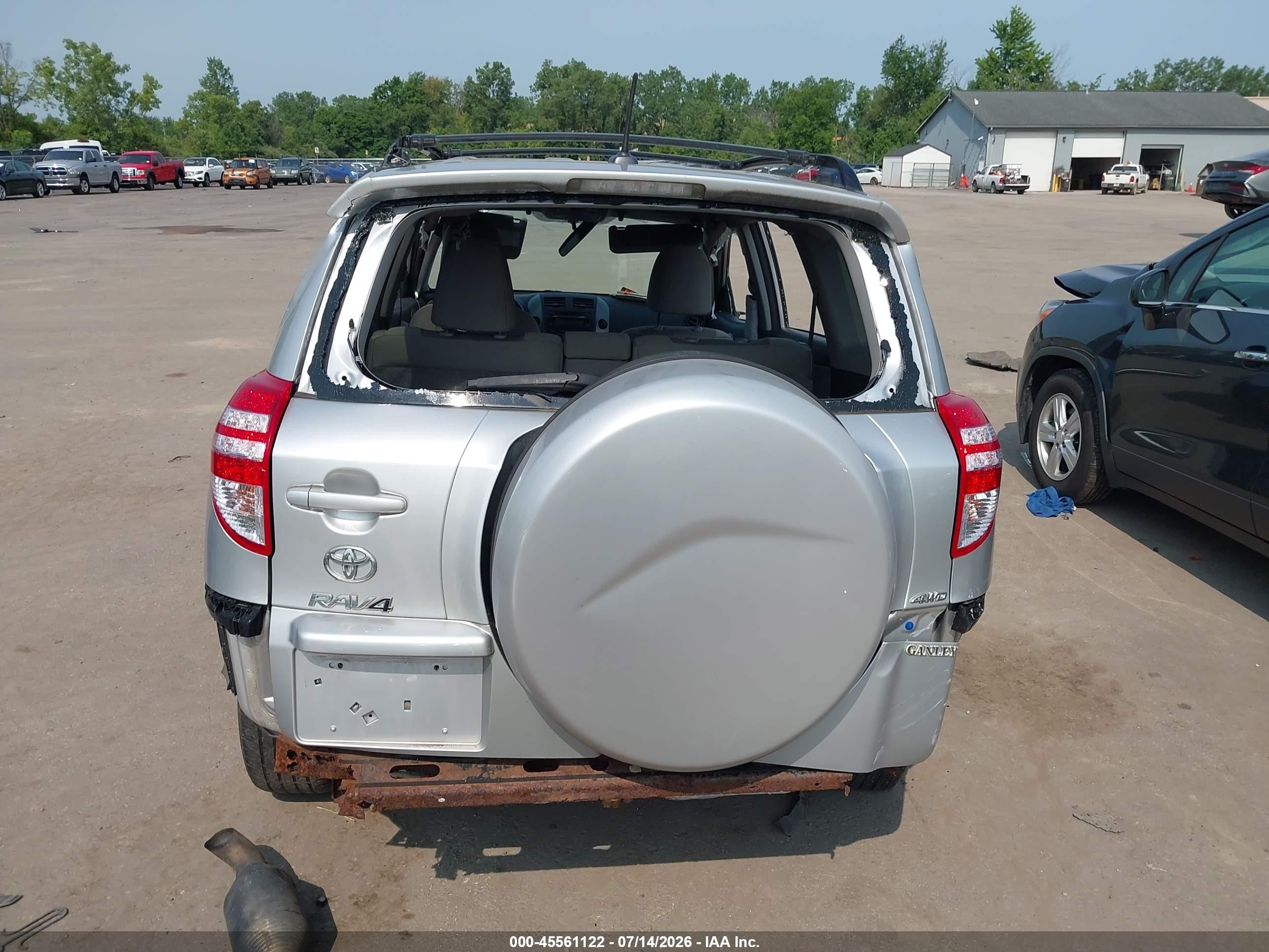 2012 Toyota Rav4   Silver vin: JTMBF4DV3C5050855