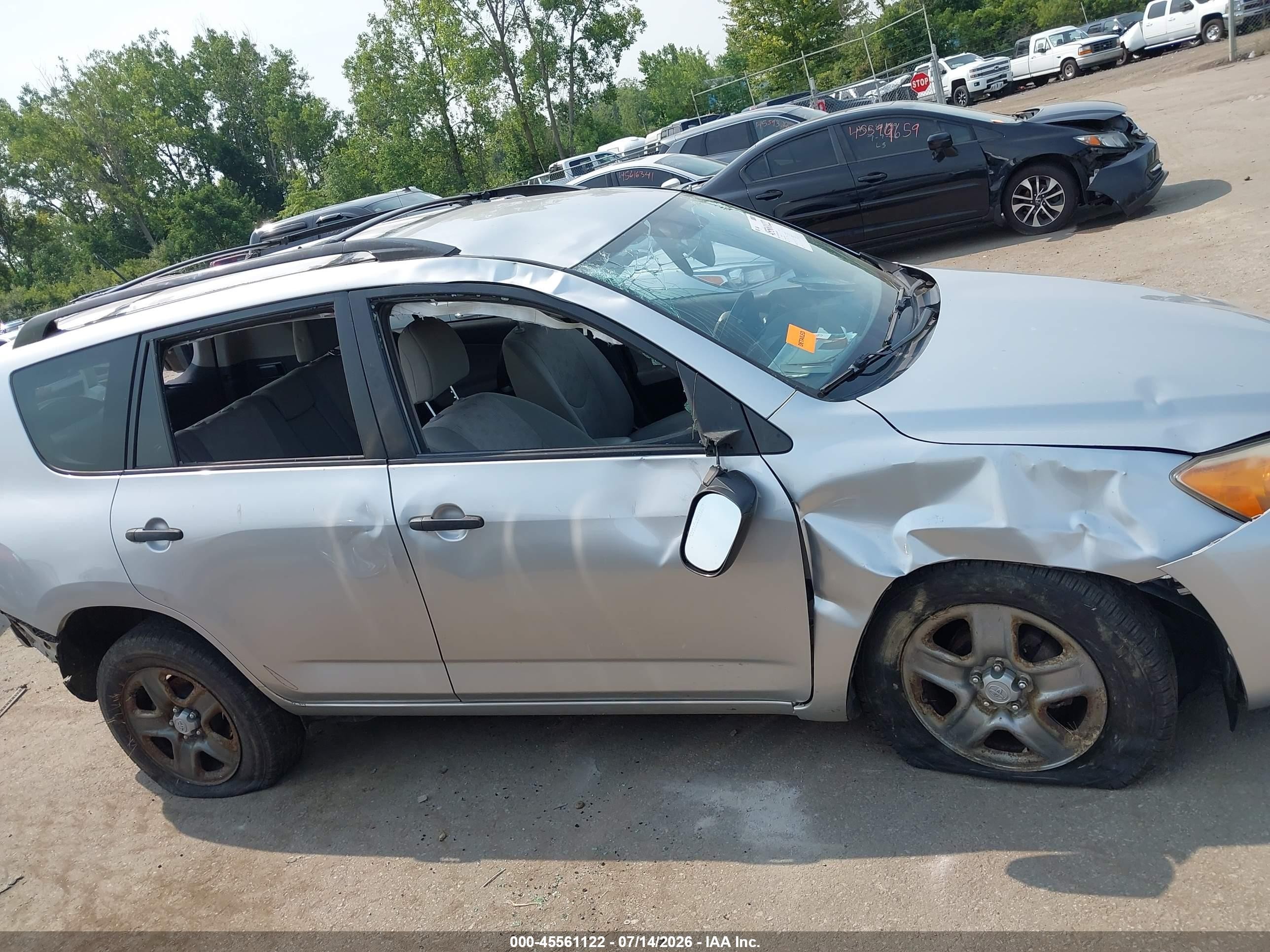 2012 Toyota Rav4   Silver vin: JTMBF4DV3C5050855