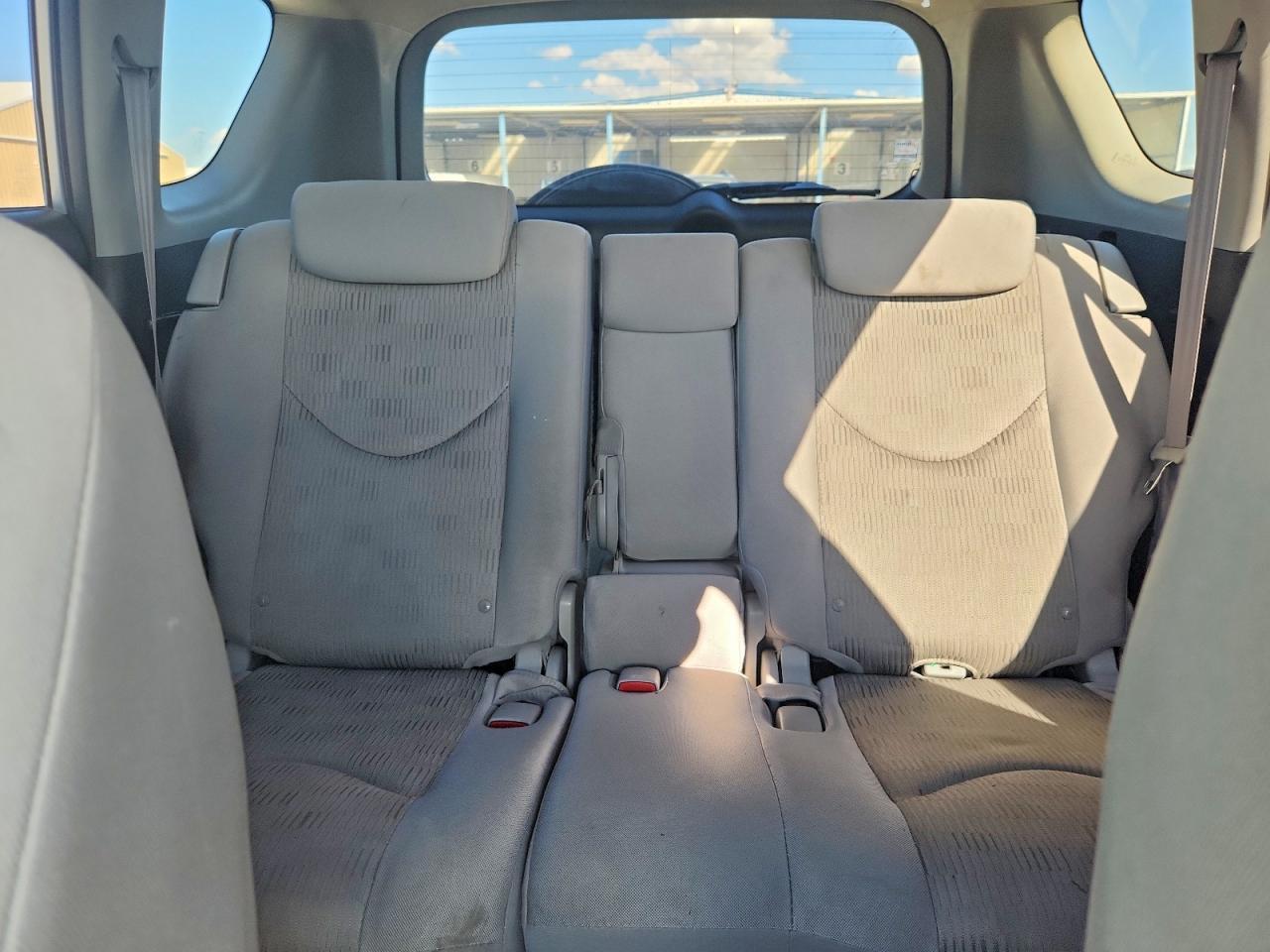 2010 Toyota Rav4 Base Silver vin: JTMBF4DV4A5033849