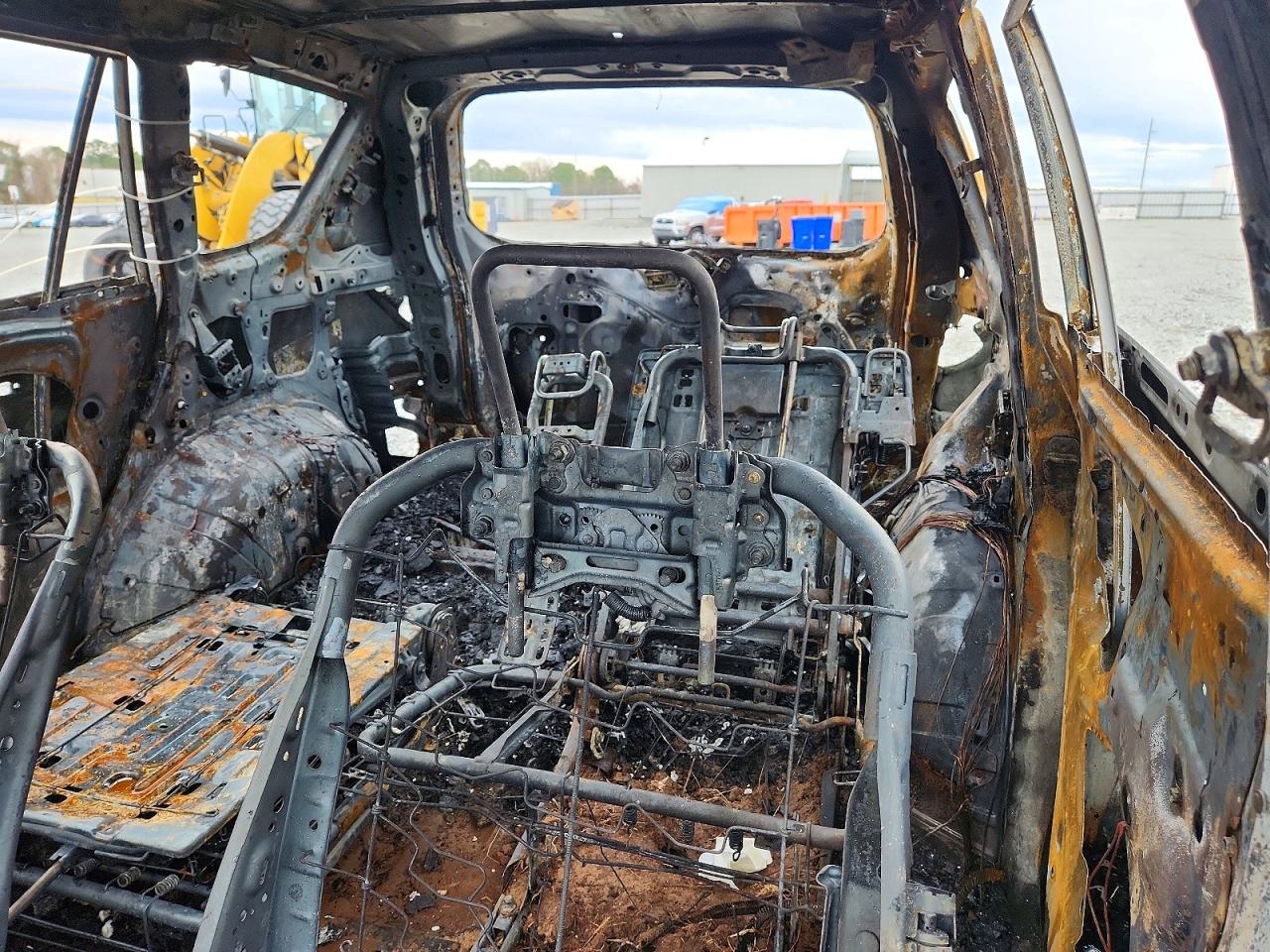 2010 Toyota Rav4 Base Burn vin: JTMBF4DV4AD027278