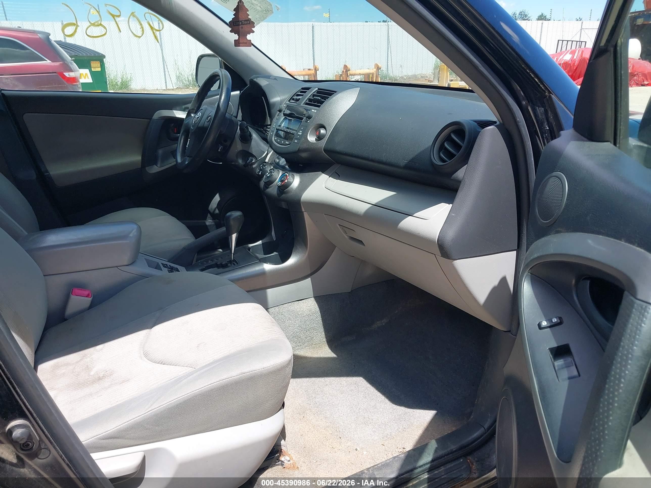2010 Toyota Rav4   Black vin: JTMBF4DV4AD035140
