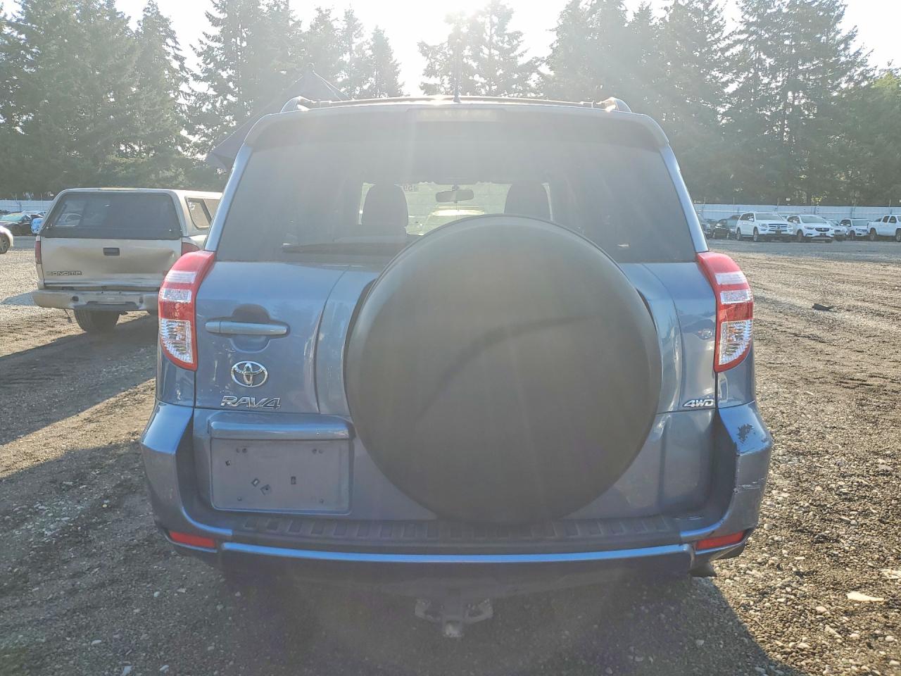 2011 Toyota Rav4 Base Blue vin: JTMBF4DV4B5037885