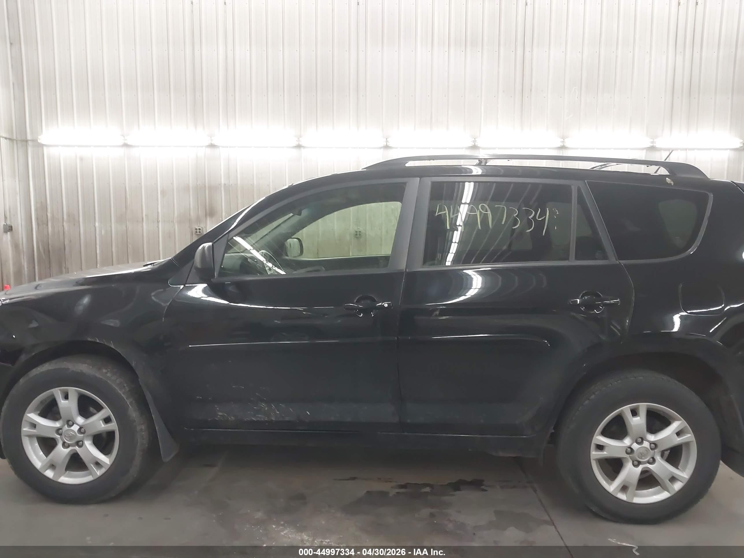 2012 Toyota Rav4   Black vin: JTMBF4DV4C5052811