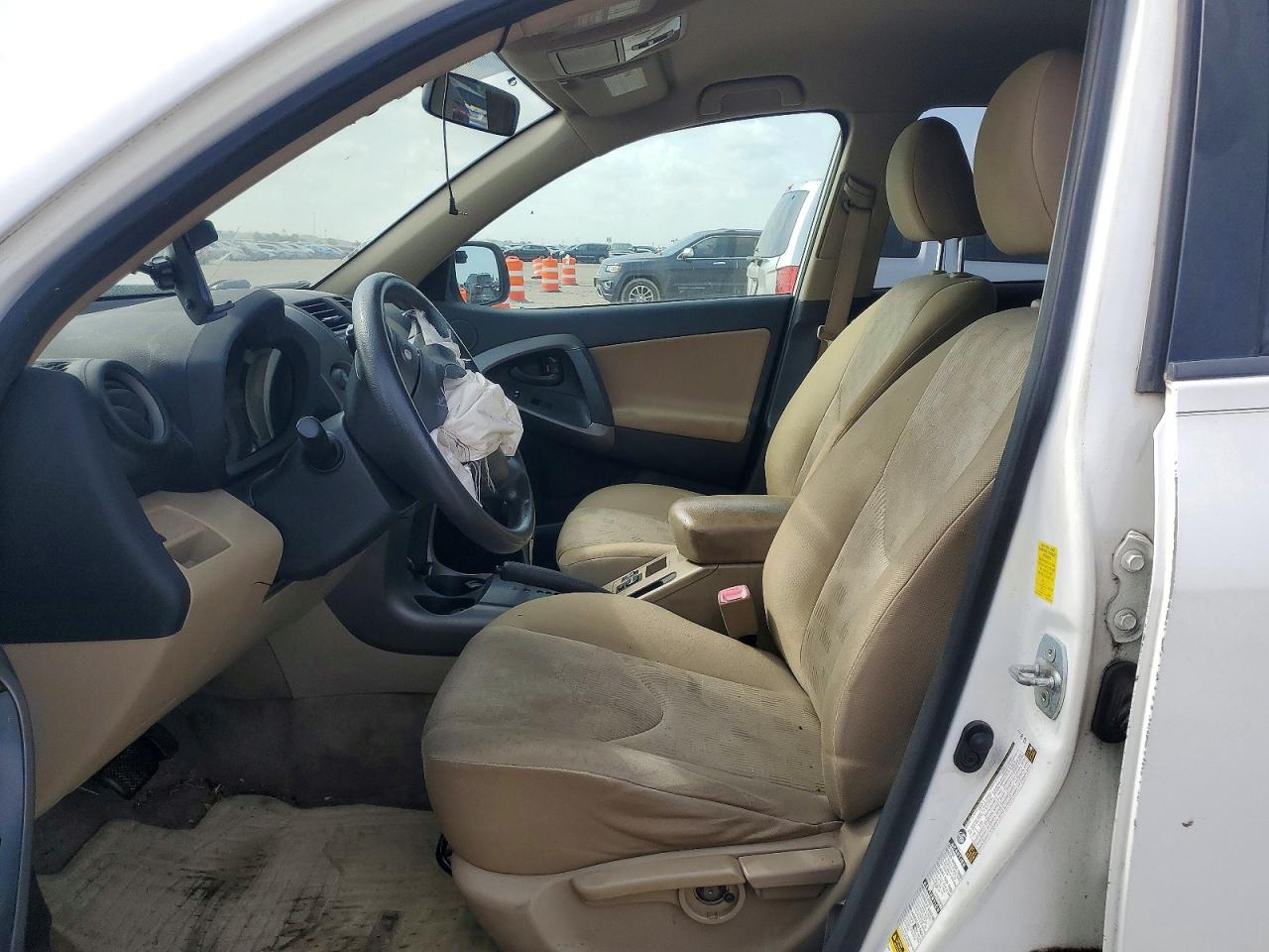 2010 Toyota Rav4 Base White vin: JTMBF4DV5A5021726