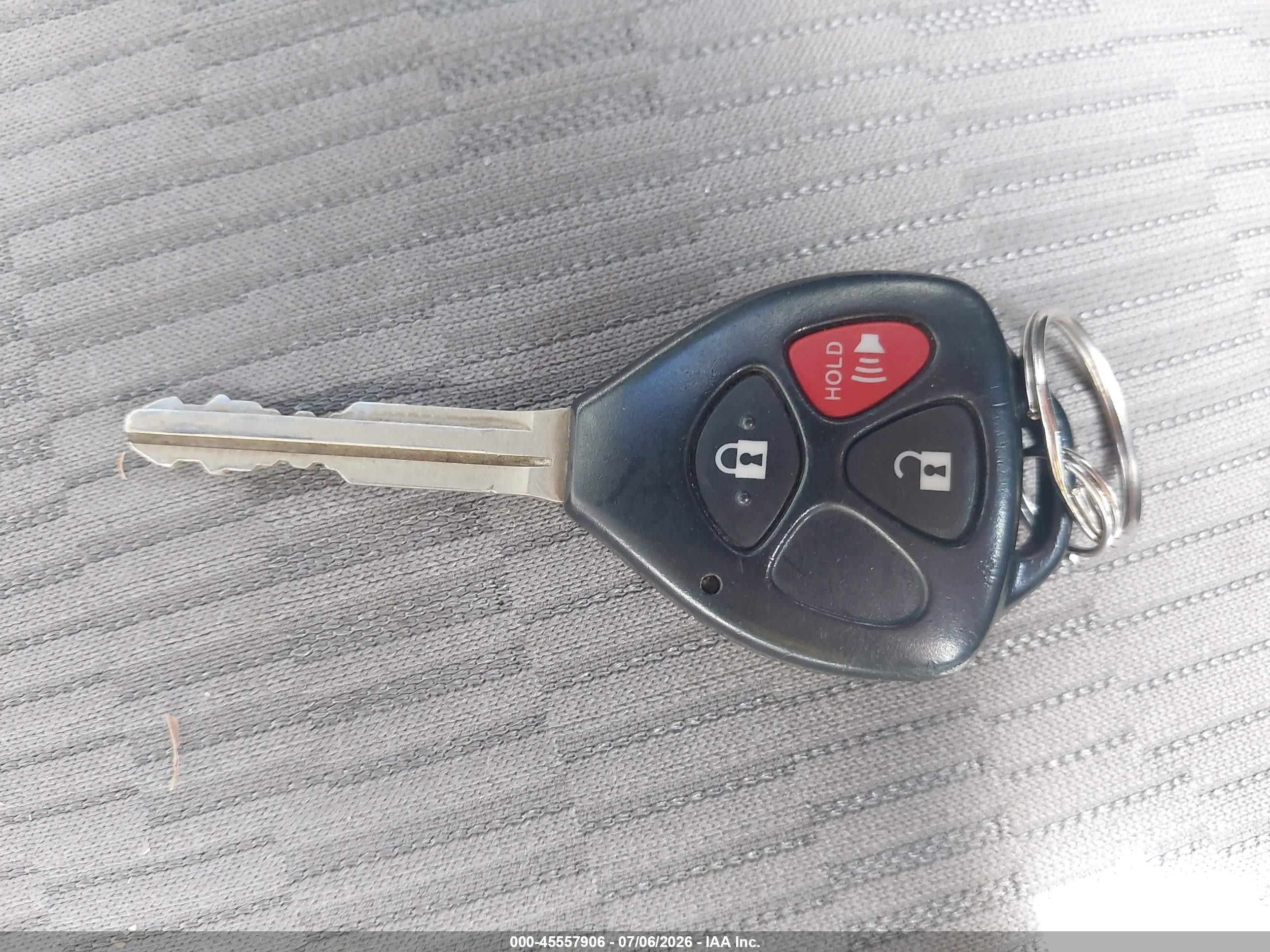 2010 Toyota Rav4   Silver vin: JTMBF4DV5A5024223