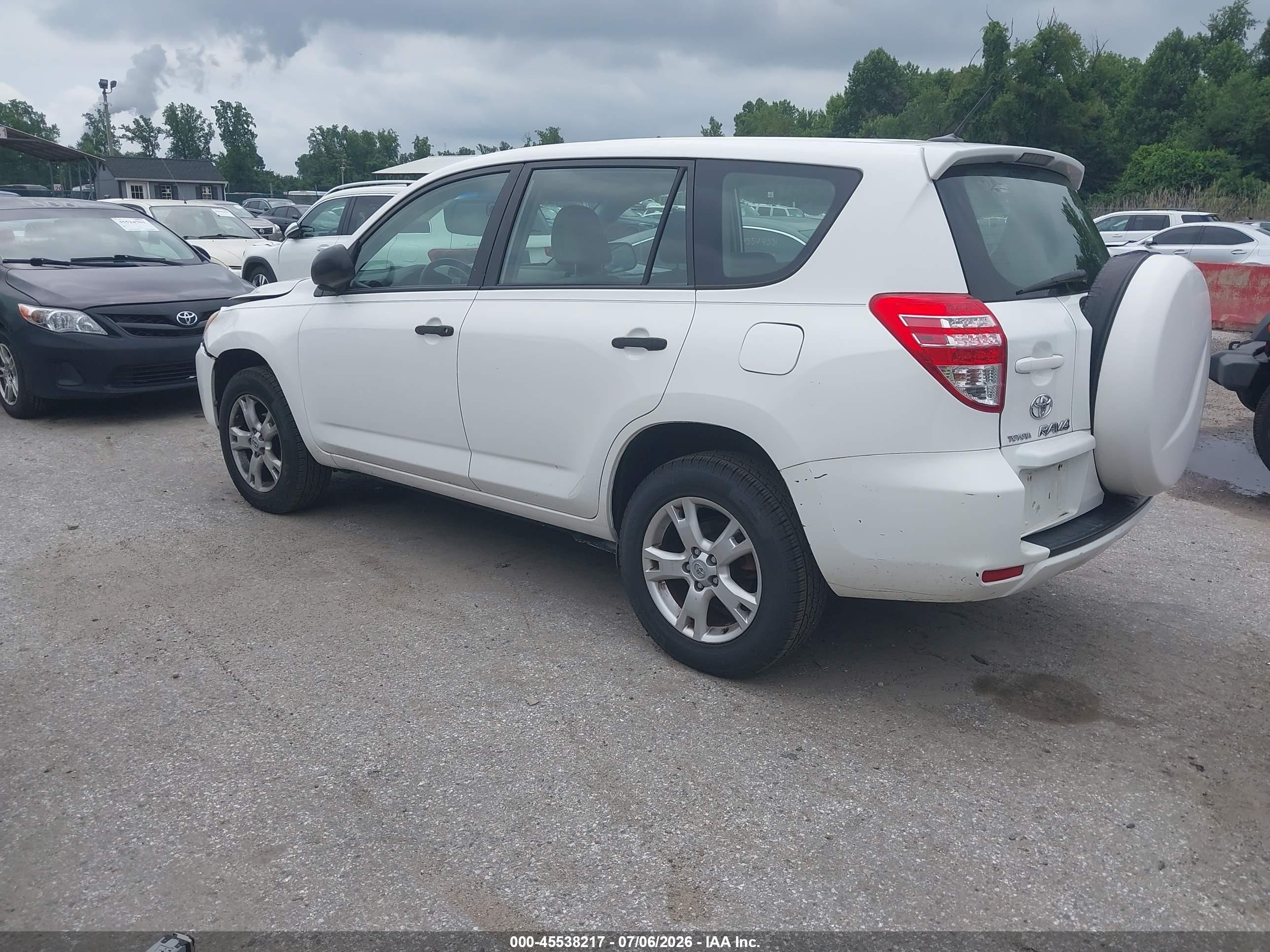 2010 Toyota Rav4   White vin: JTMBF4DV5A5029471