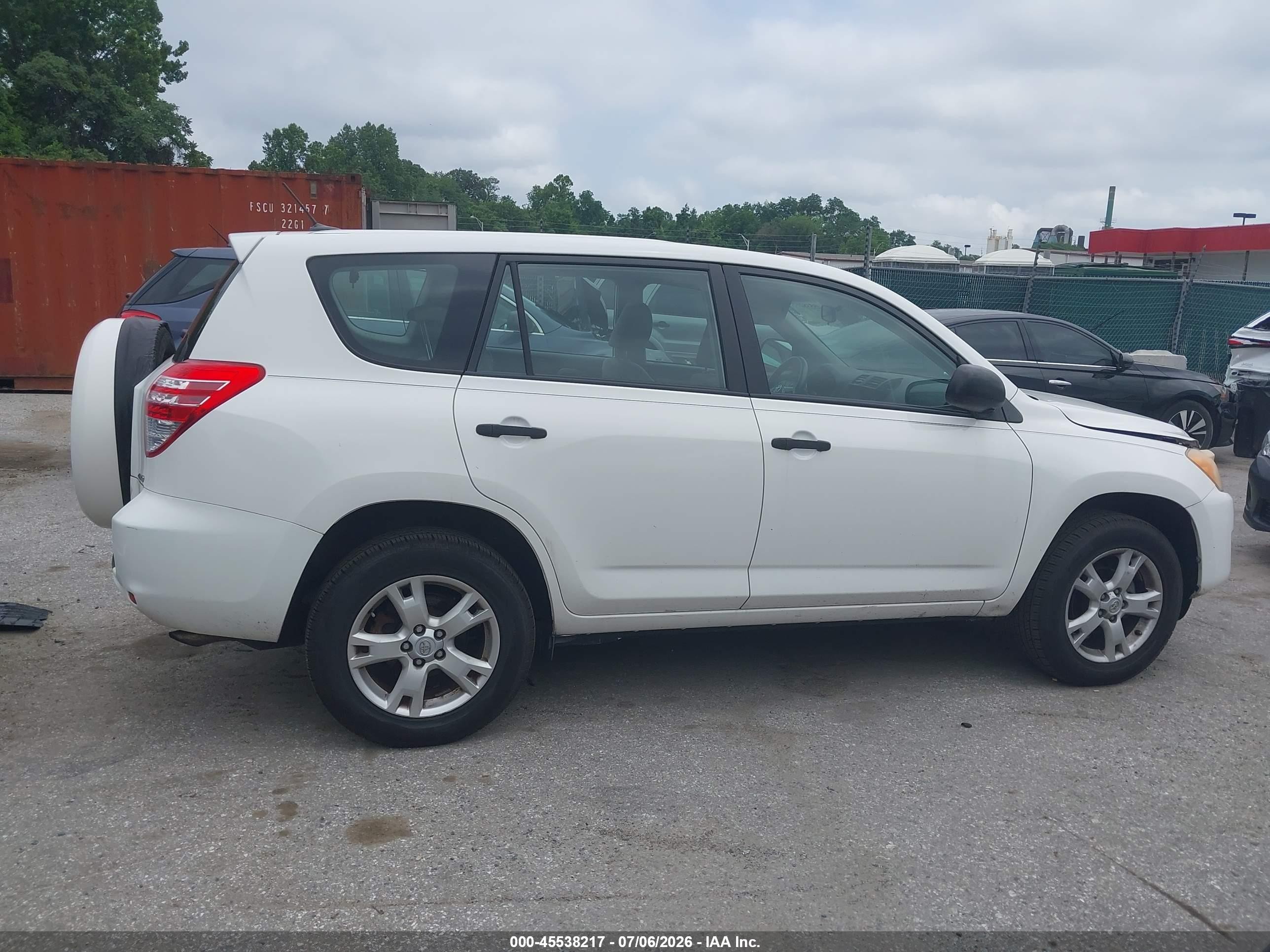 2010 Toyota Rav4   White vin: JTMBF4DV5A5029471