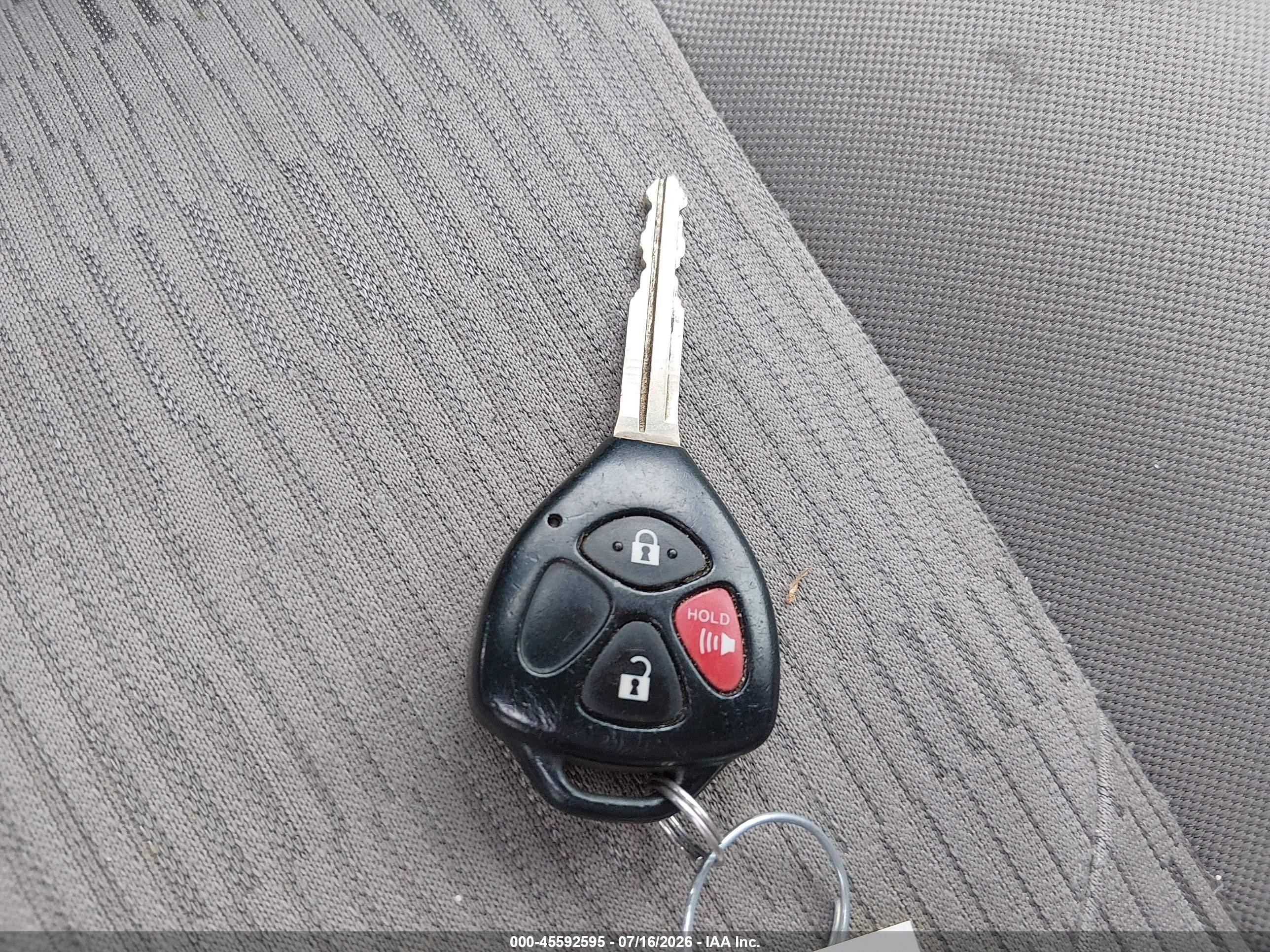 2010 Toyota Rav4   Silver vin: JTMBF4DV5AD029878