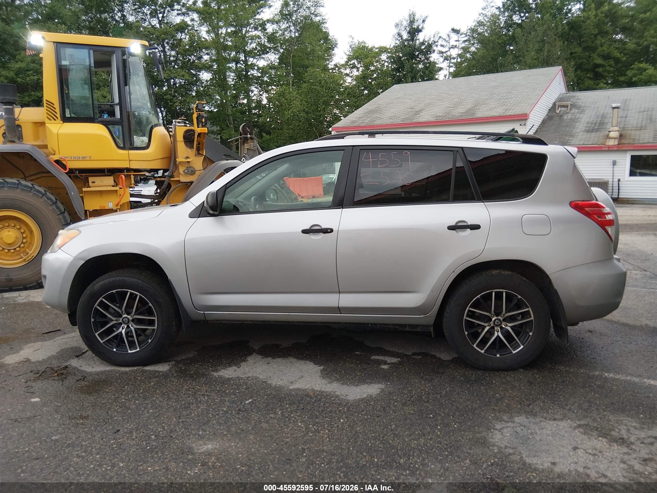 2010 Toyota Rav4   Silver vin: JTMBF4DV5AD029878