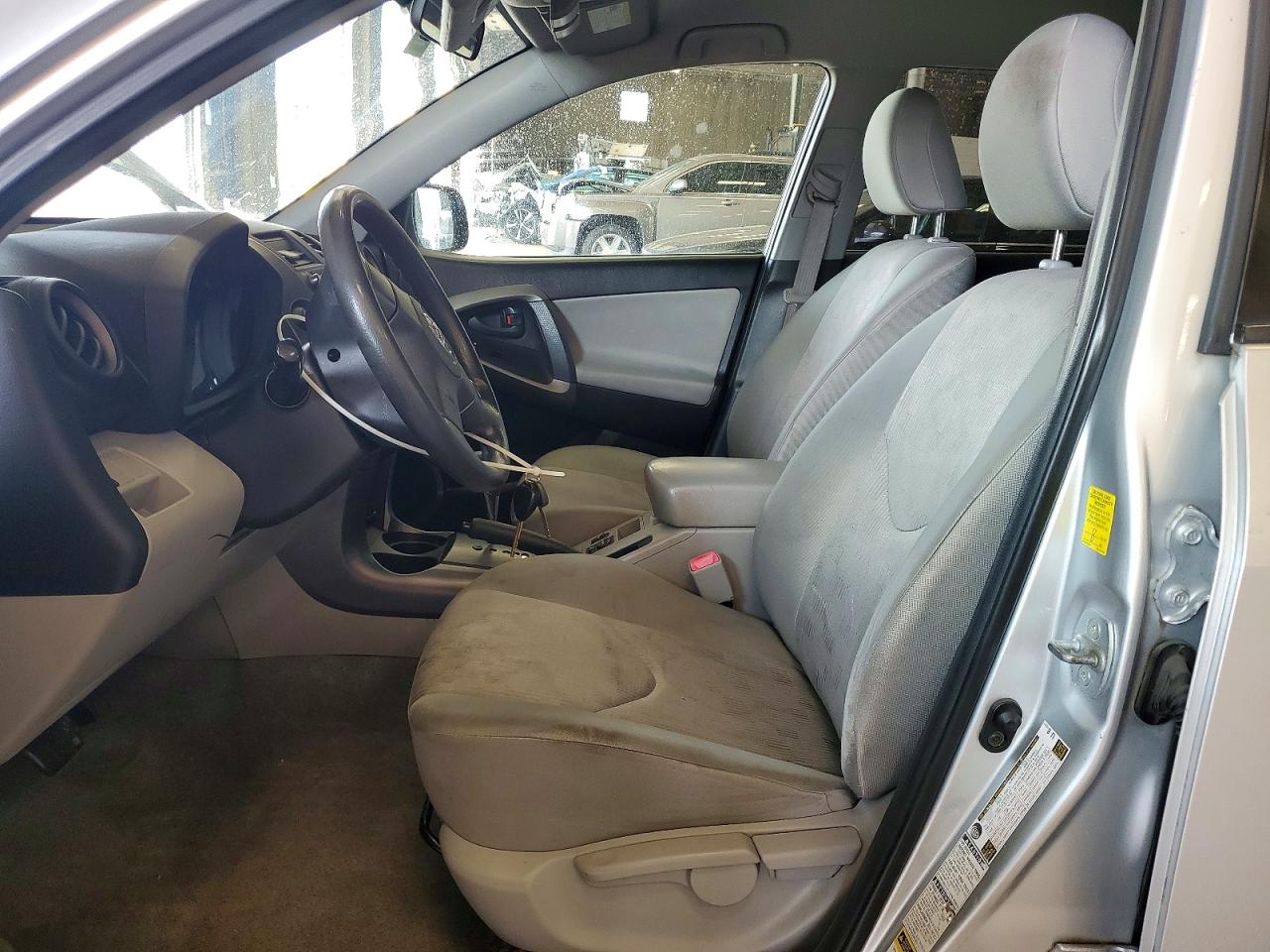 2010 Toyota Rav4 Base Silver vin: JTMBF4DV5AD036670