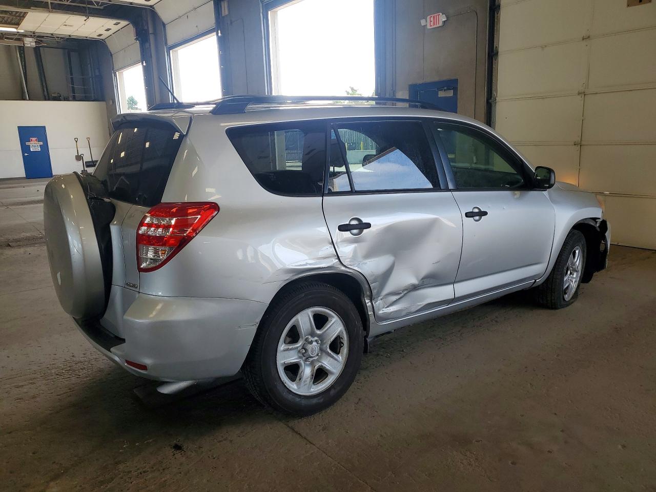 2010 Toyota Rav4 Base Silver vin: JTMBF4DV5AD036670