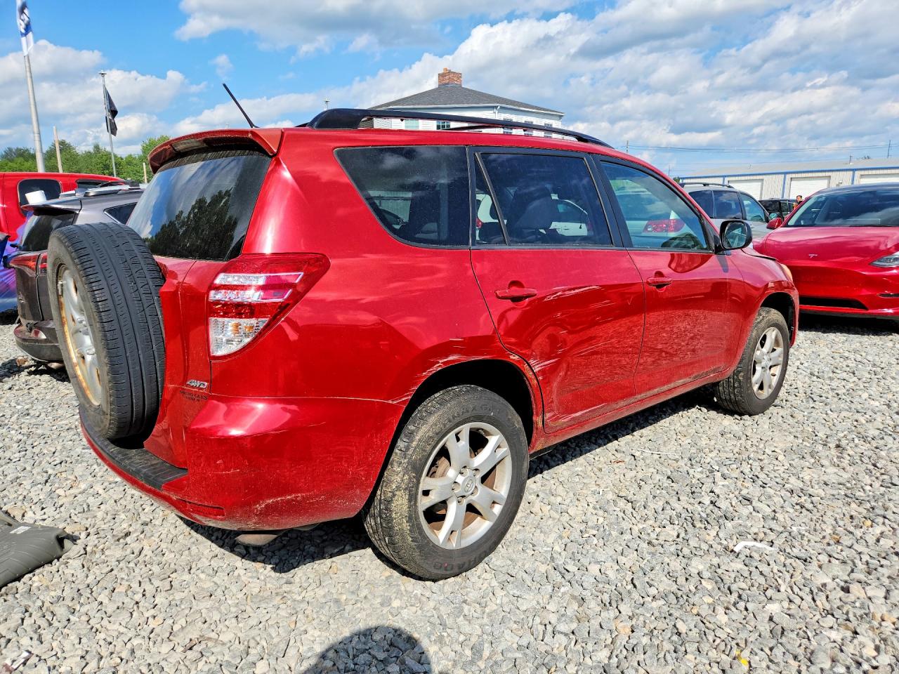 2011 Toyota Rav4 Base Red vin: JTMBF4DV5B5041184