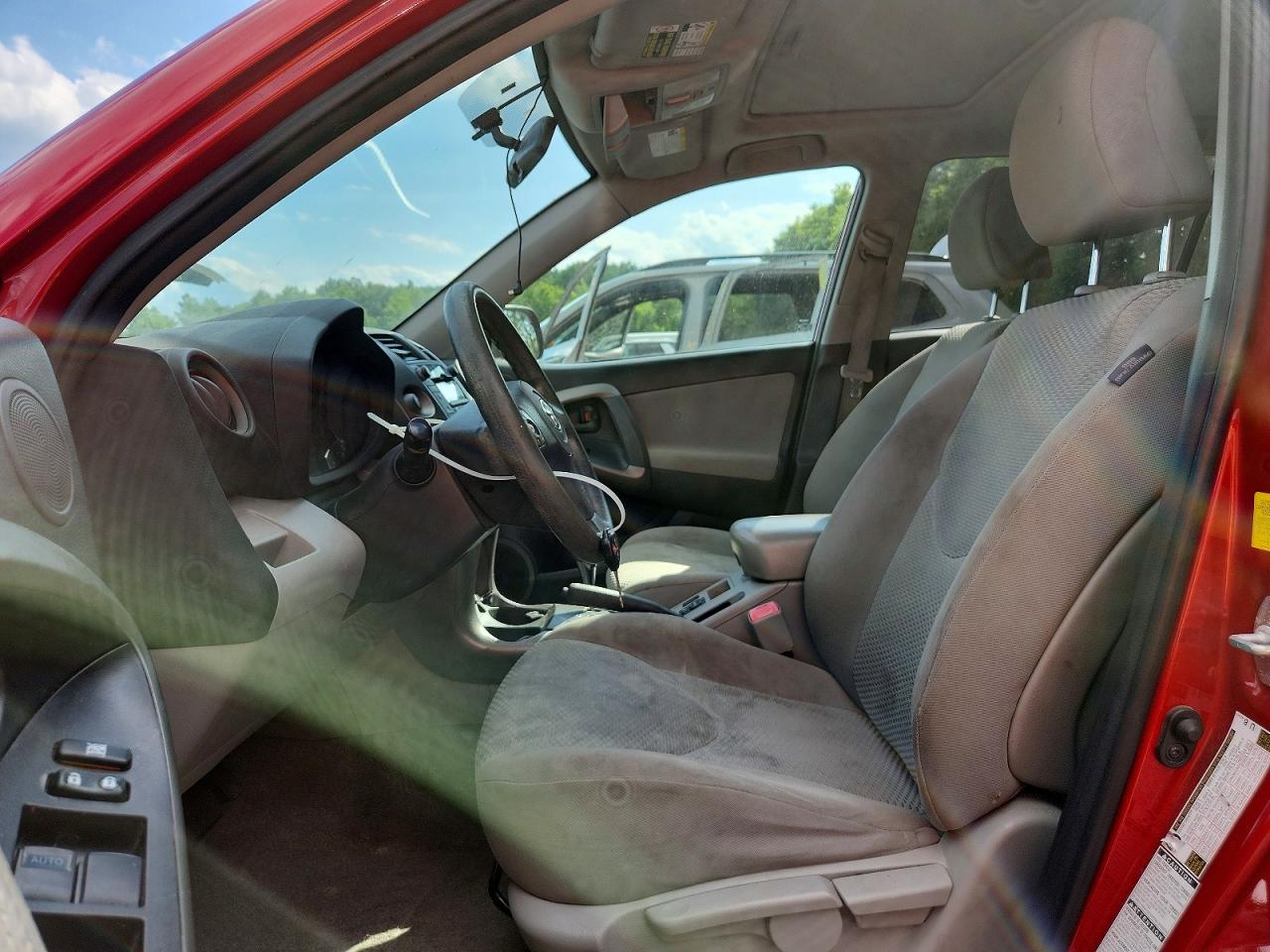 2011 Toyota Rav4 Base Red vin: JTMBF4DV5B5041184