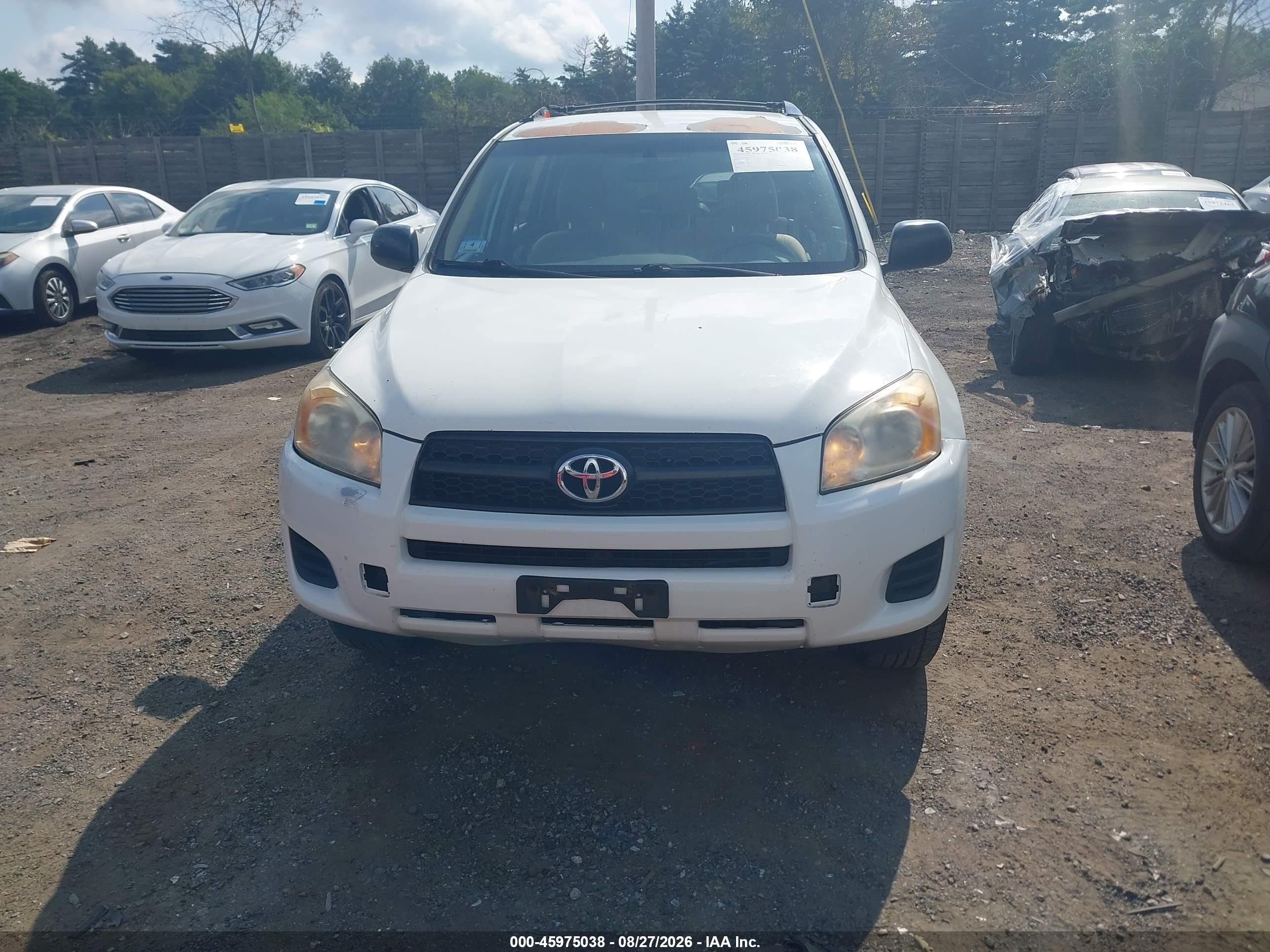 2010 Toyota Rav4   White vin: JTMBF4DV6A5021251