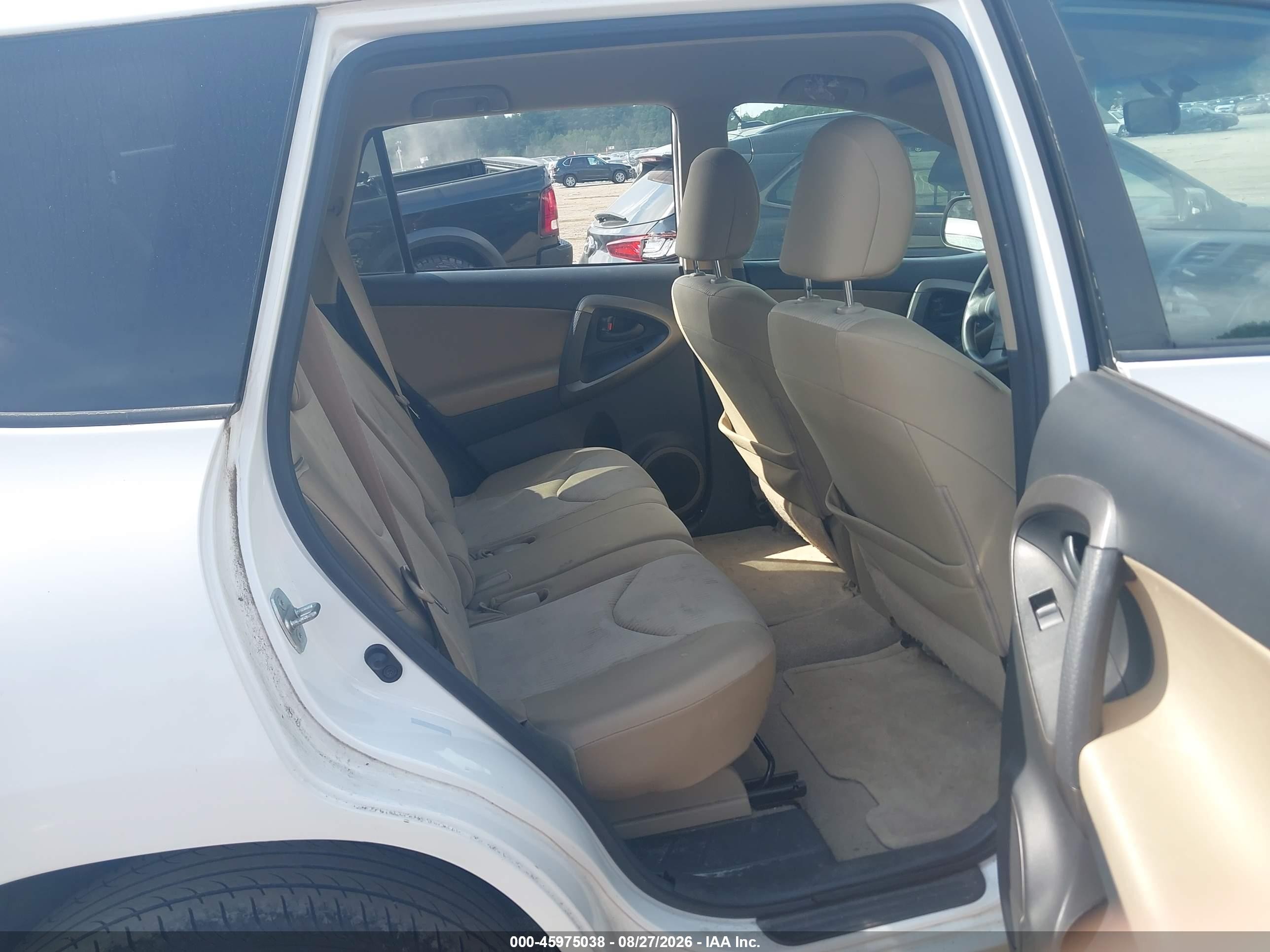 2010 Toyota Rav4   White vin: JTMBF4DV6A5021251